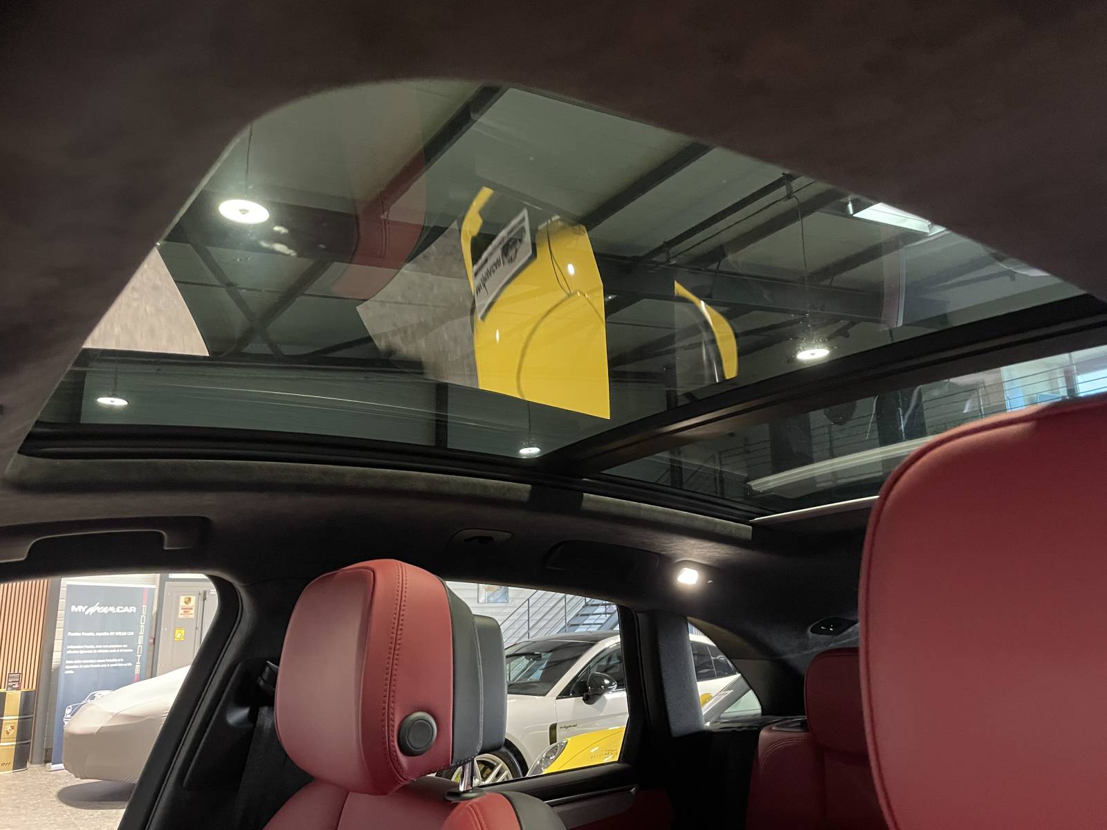 Superbe Porsche Macan Turbo occasion à la vente chez nous, à proximité de Montpellier.