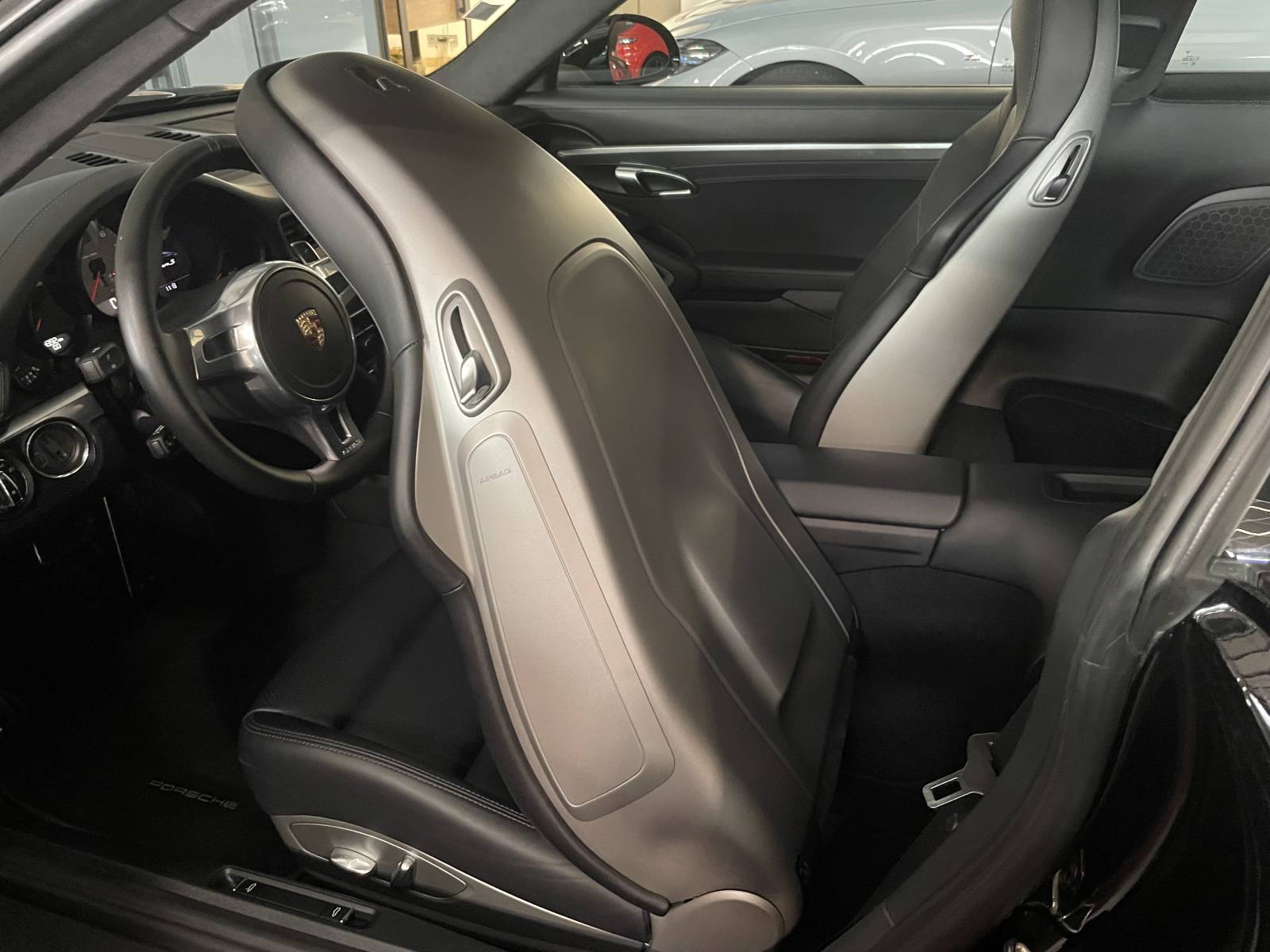 L'occasion d'une vie : la porsche 991 carrera s. En vente à nimes, dans le gard, pour un achat passion.