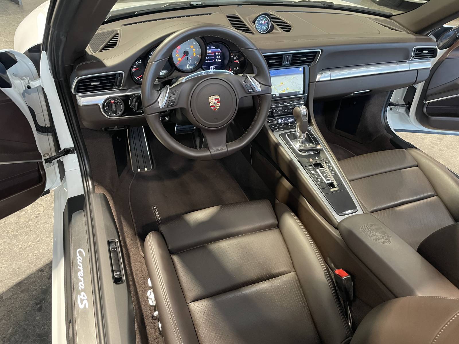 Vue extérieure Porsche 991 Carrera 4S Cabriolet occasion Nîmes