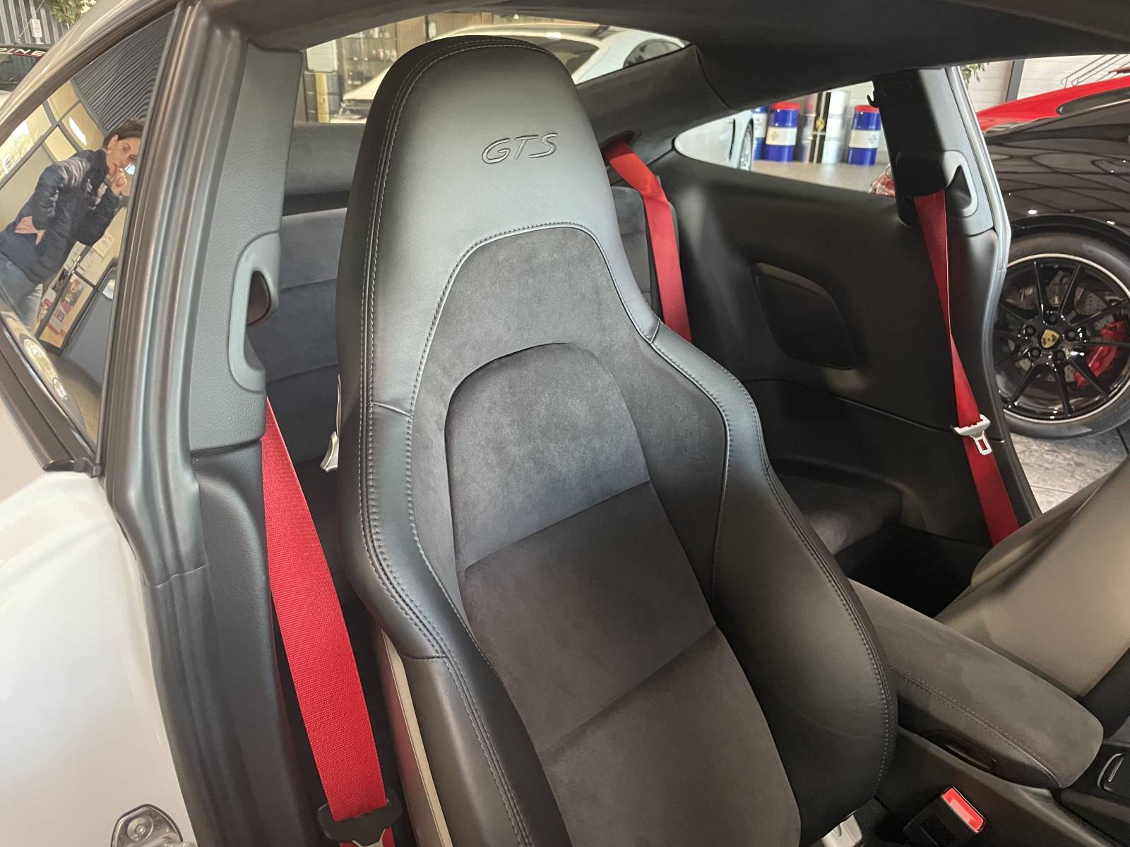 Achat occasion Porsche 991 Carrera 4 GTS : un investissement passion chez MY DREAM CAR Gard.