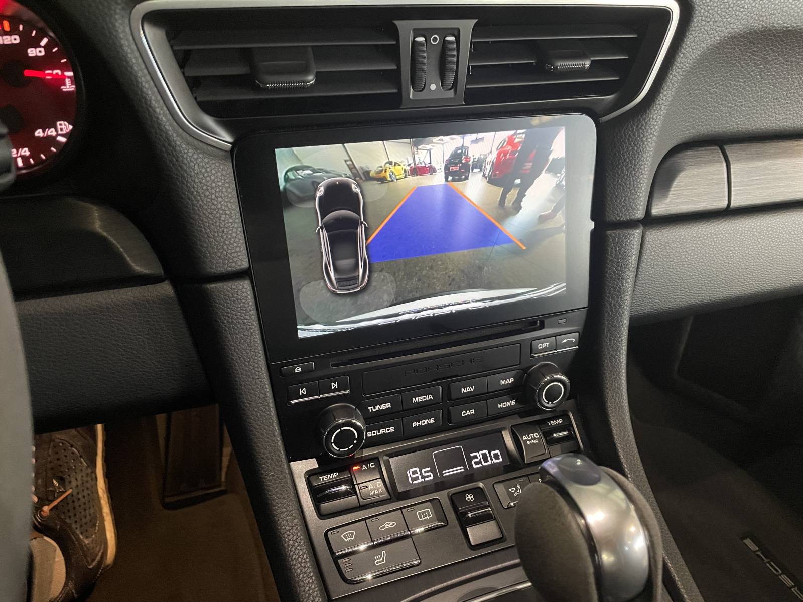 Kilométrage certifié : l'assurance d'un bon achat pour votre Porsche 991 Carrera 4 GTS 911 occasion Nîmes.