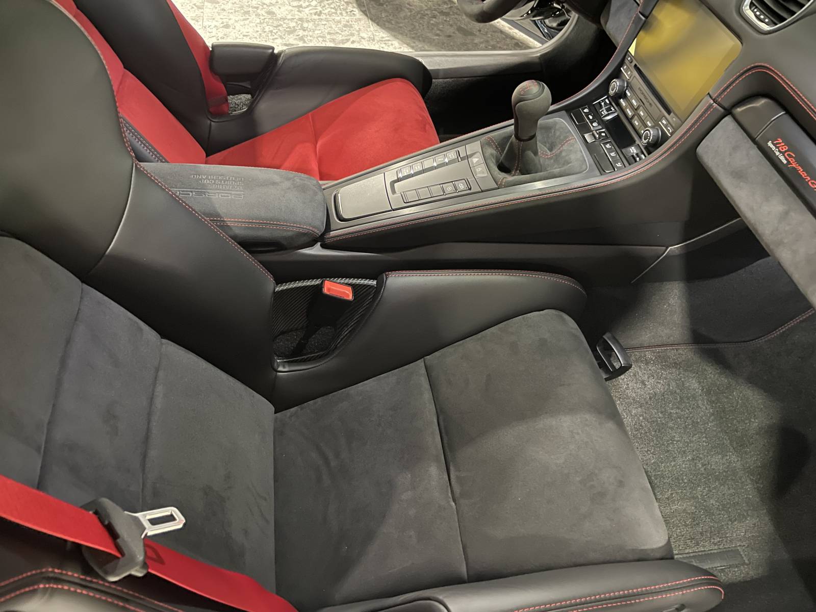 Série limitée 718 Cayman GT4 Cup Edition : votre prochaine Porsche occasion dans l'Hérault.