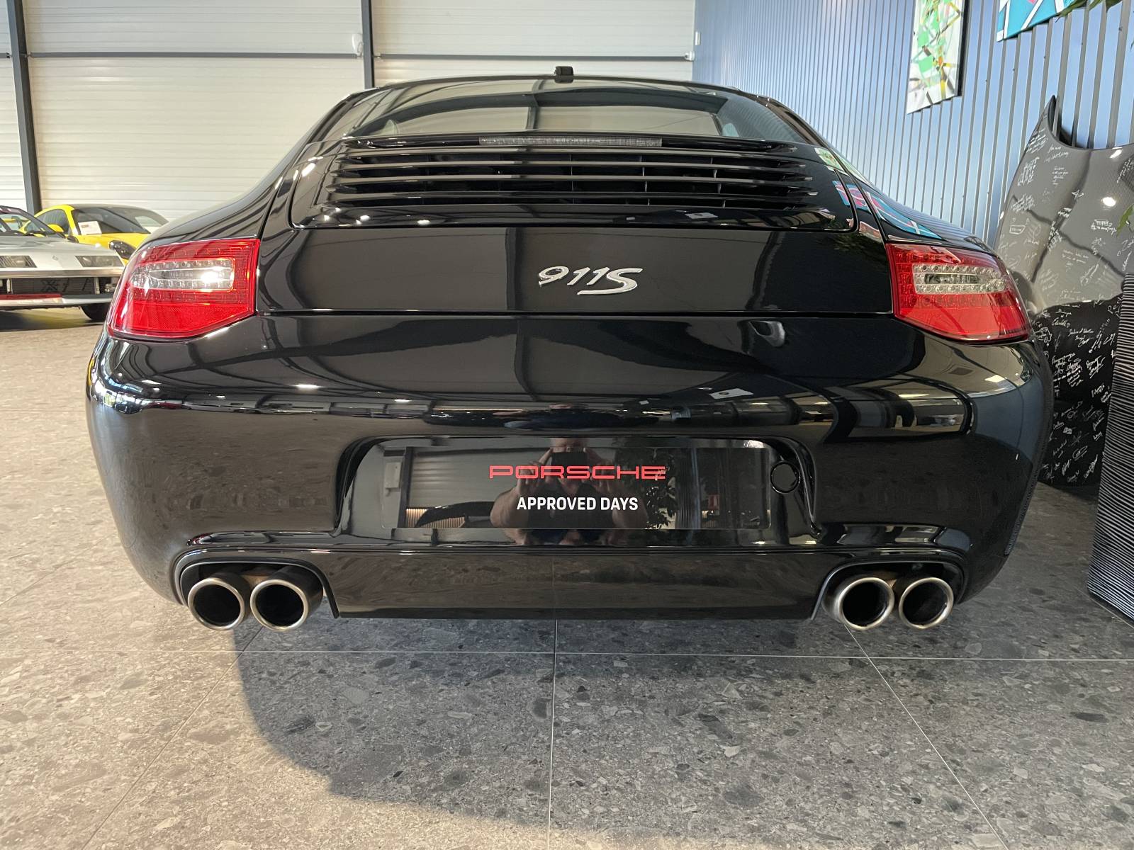 Annonce vente Porsche 997 : Vue de 3/4 arrière exclusive