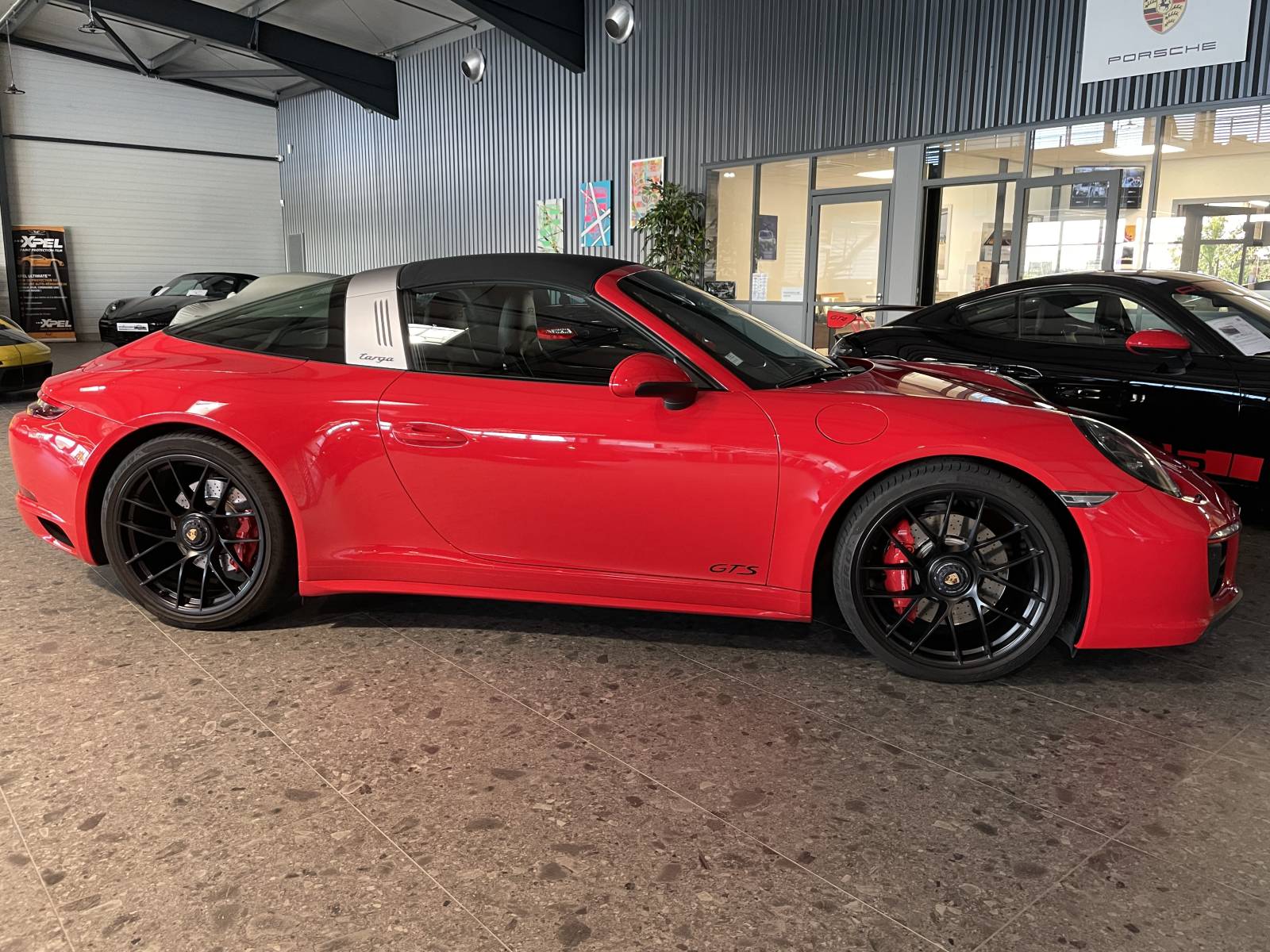 Porsche 991 Targa 4 GTS Phase 2 occasion : Photo d'ambiance sous un angle flatteur. La meilleure annonce vente de ce modèle à vendre. Prêt à être acheter immédiatement.