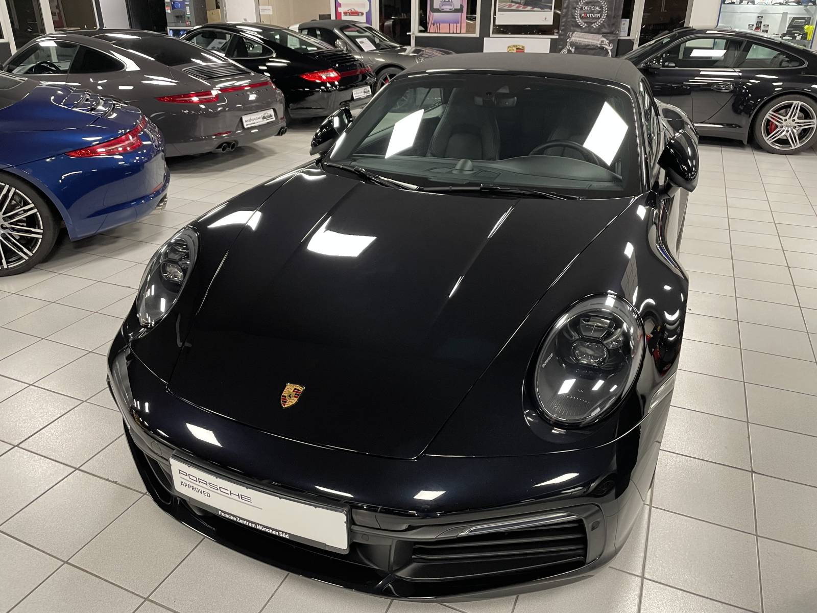 Porsche 992 Carrera 4S Cabriolet d'occasion à la vente près de Saint Rémy de Provence dans les Bouches du Rhône