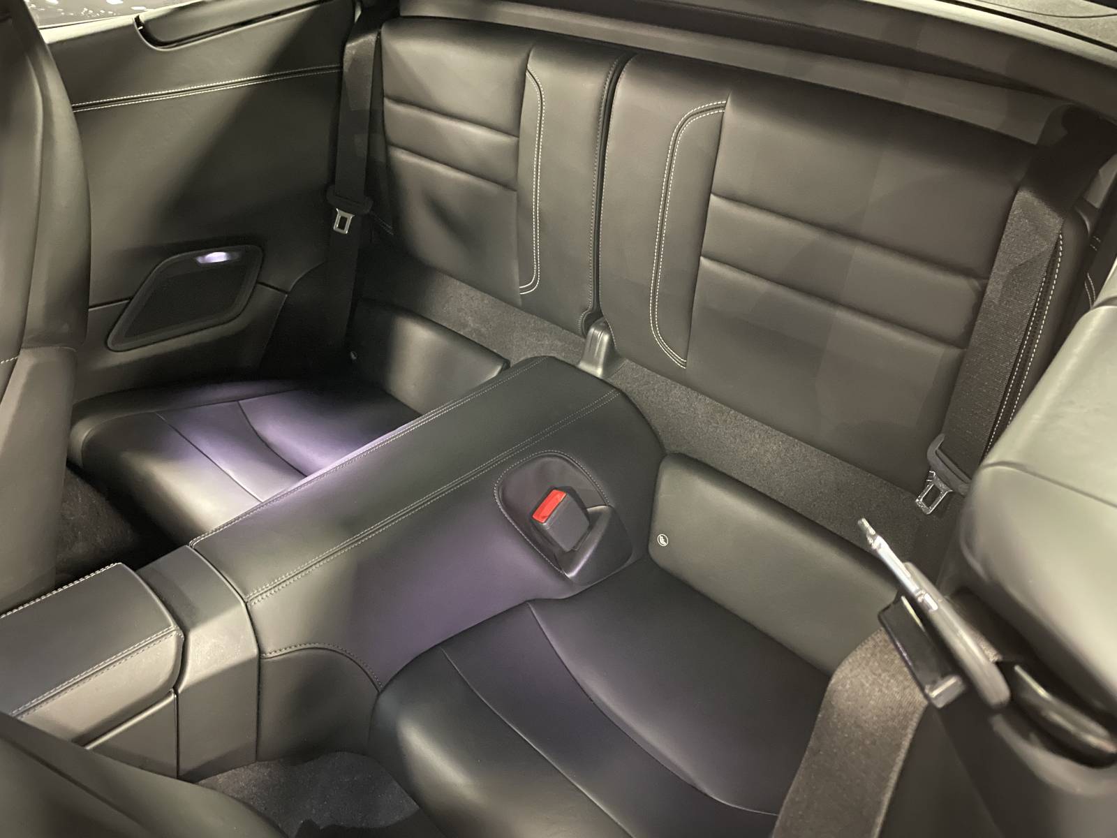 Porsche 992 Carrera 4S Cabriolet d'occasion à la vente près de Saint Rémy de Provence dans les Bouches du Rhône