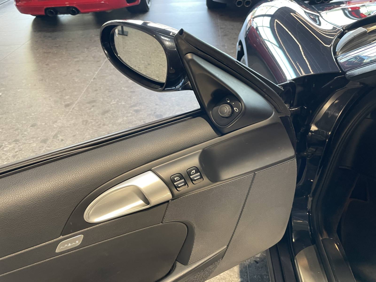 Un investissement plaisir : fiabilité et prestige Porsche 987 dans le 30.