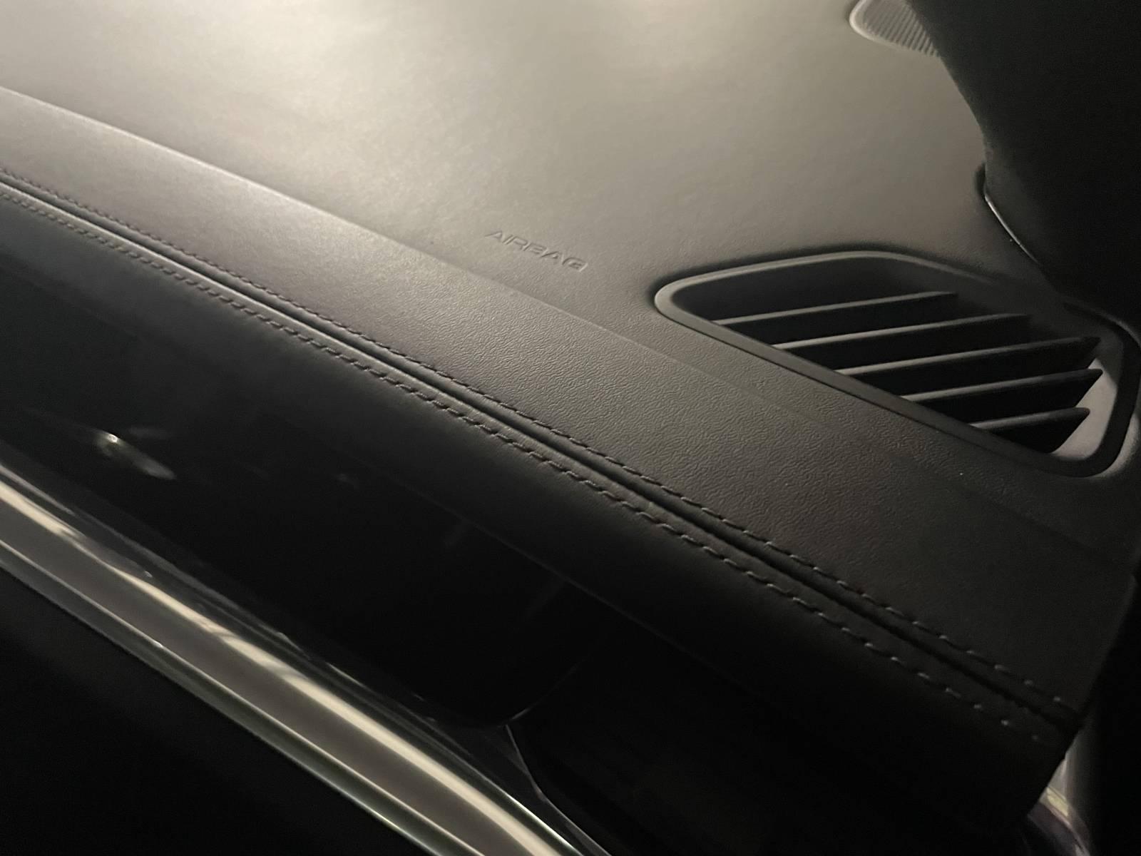 ACHAT garanti : Porsche Panamera II SPORT TURISMO et ses sièges confort 14 positions.