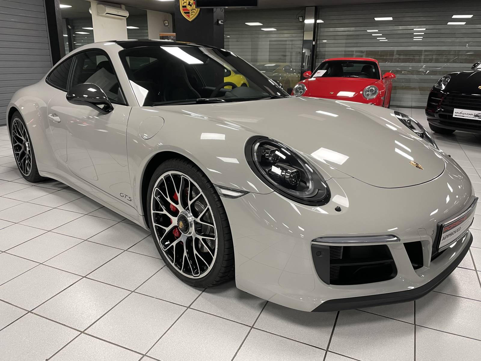 Porsche 911 type 991 phase 2 Carrera 4 GTS d'occasion à la vente à Nîmes dans le Gard