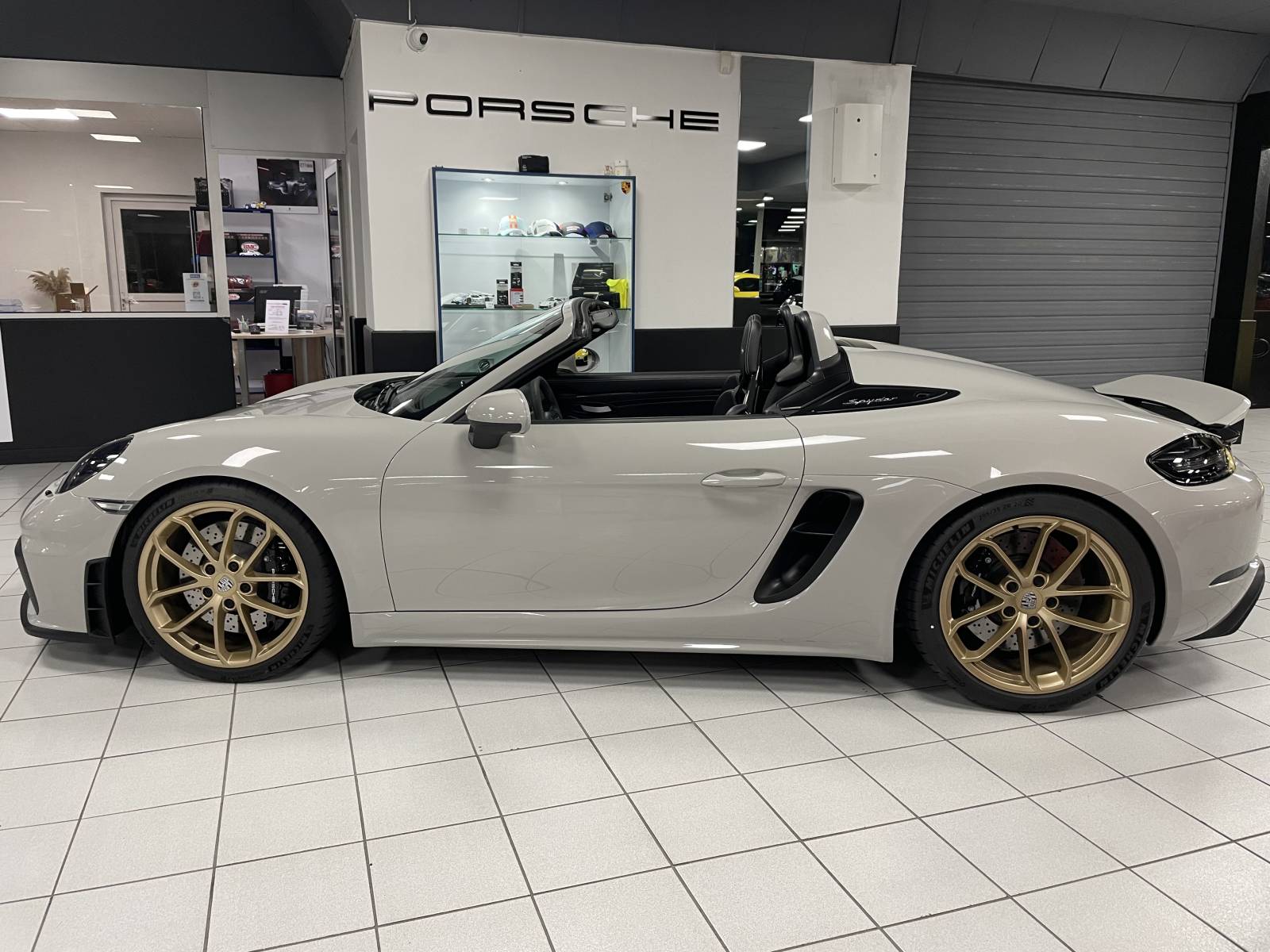 Porsche 718 Spyder d'occasion à vendre près d'Ales dans le Gard