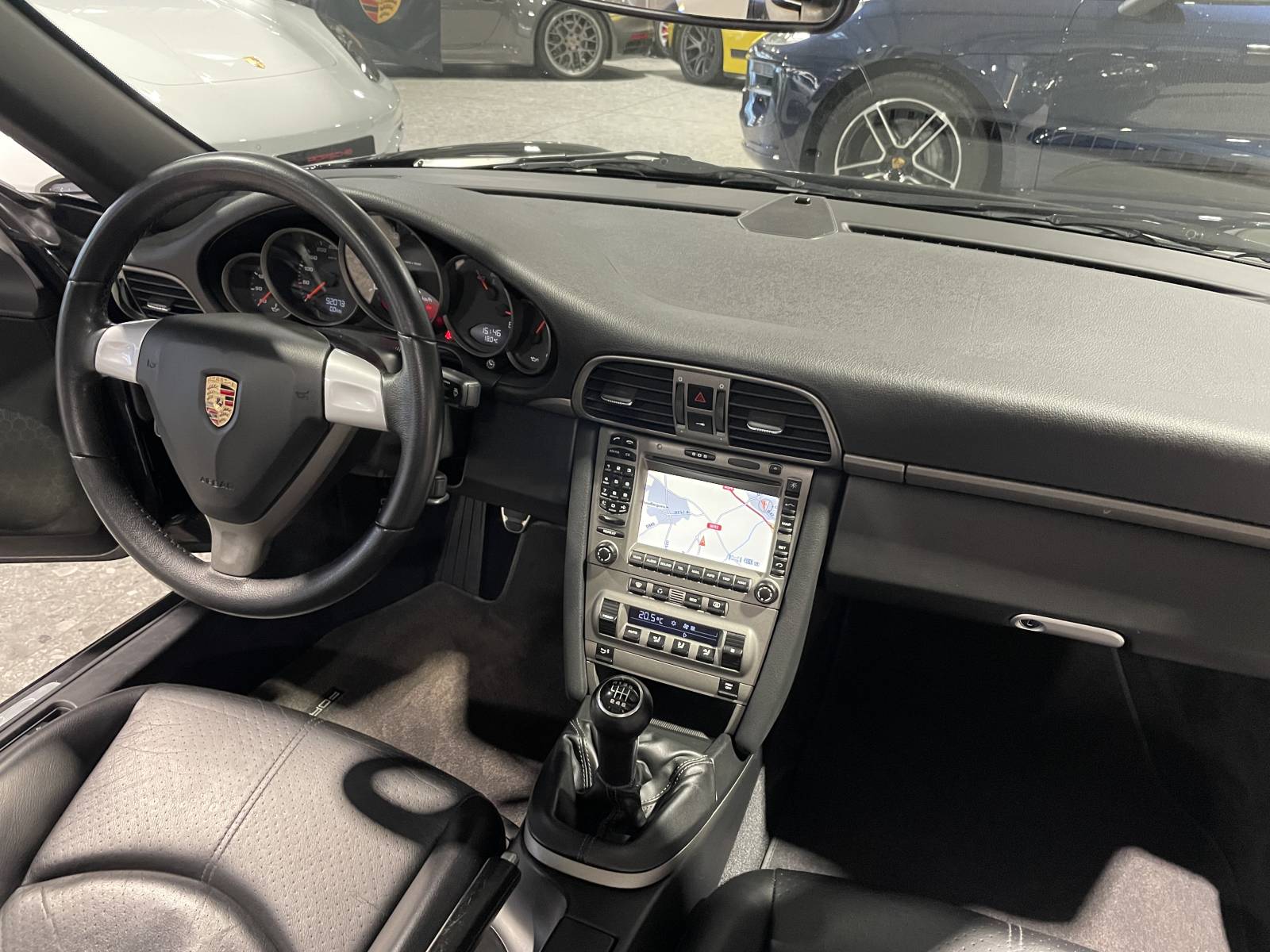 Compteurs : Tableau de bord et compteur 92 073 km certifiés - Porsche 997 Cabriolet occasion.