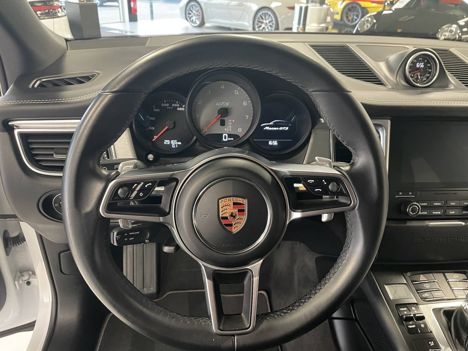 Acheter Porsche Macan à Nîmes dans le Gard.