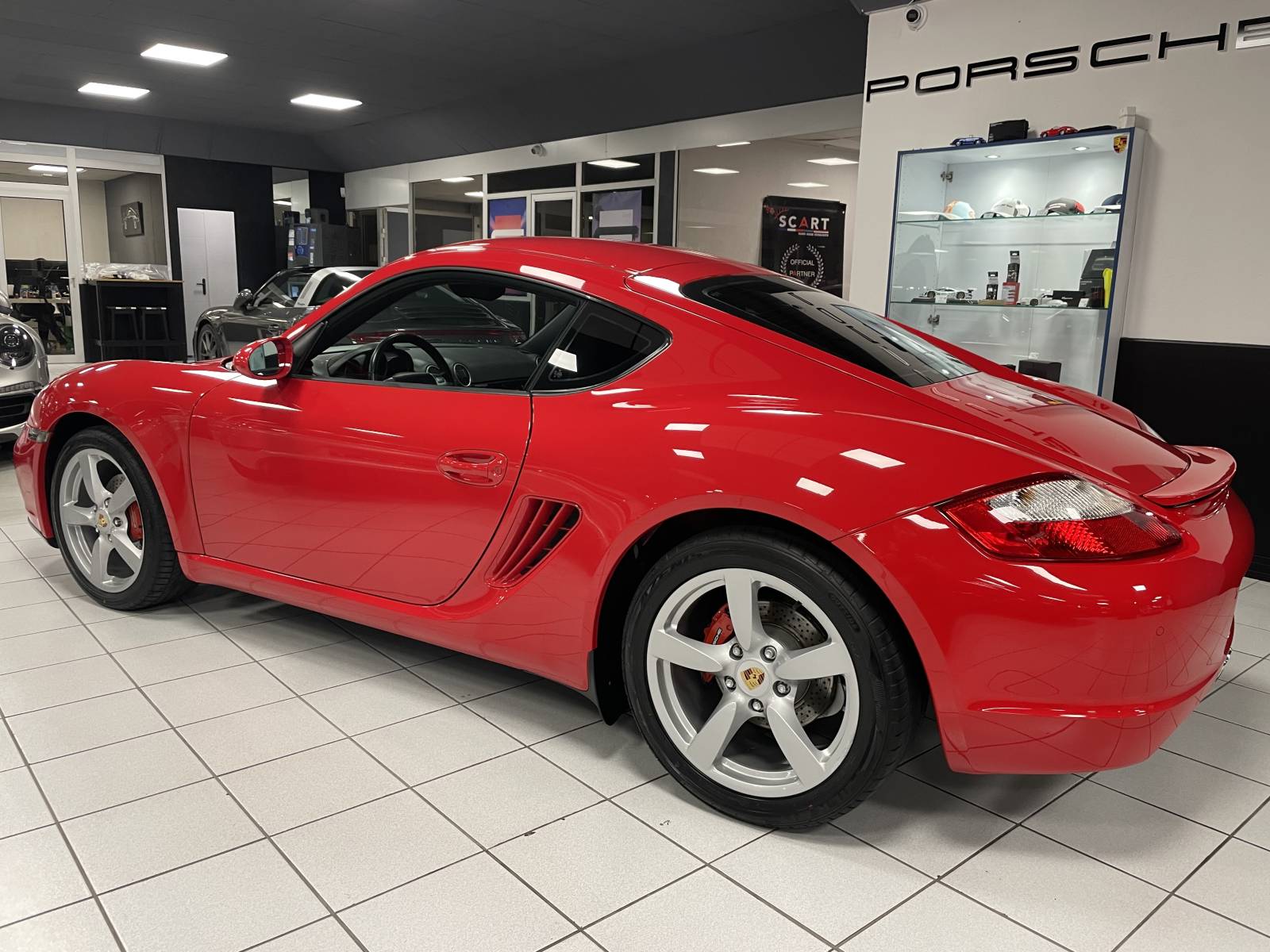 Acheter Porsche Cayman type 987 à Nîmes dans le Gard.