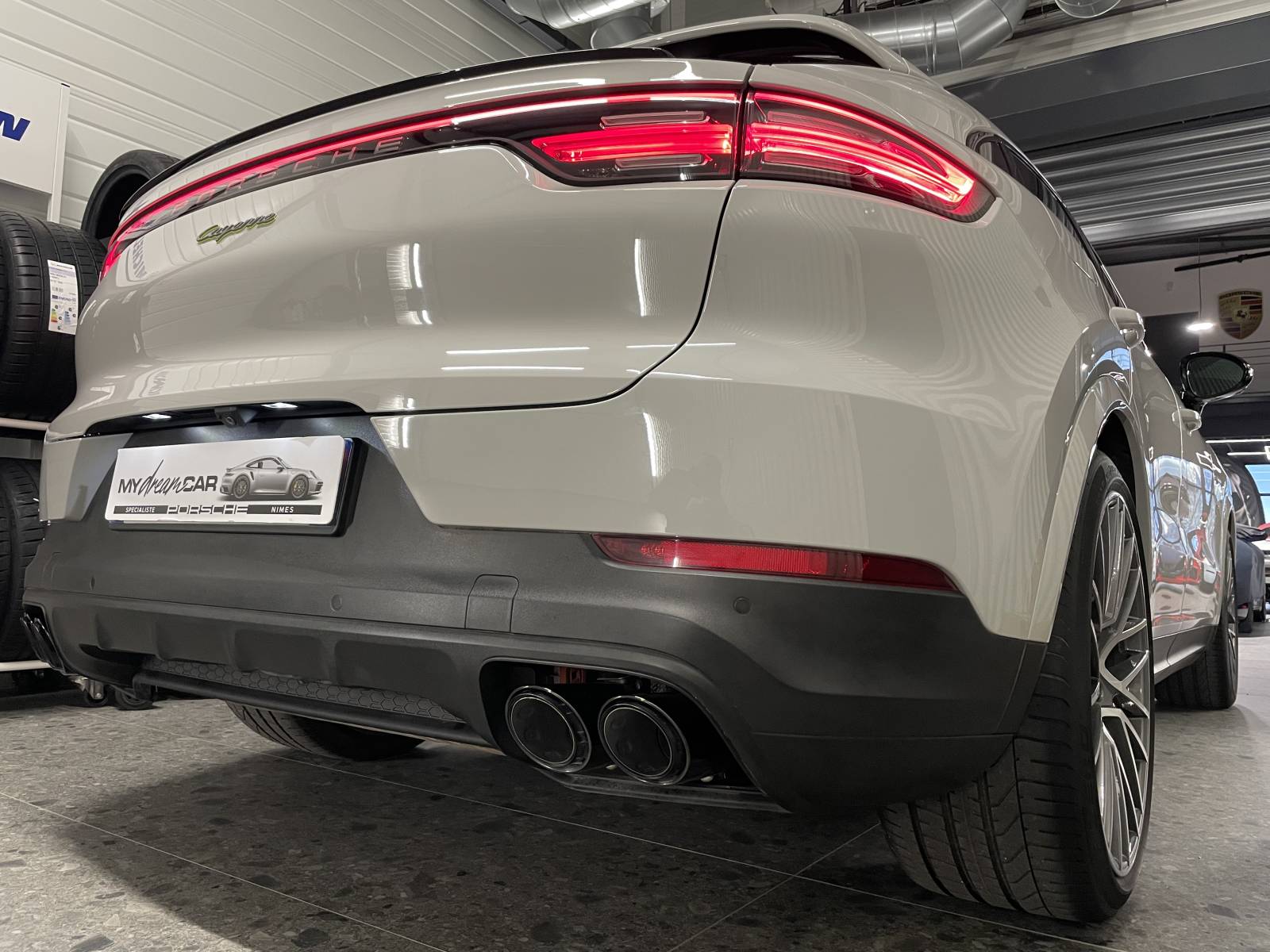 Entretien rigoureux et historique complet visible dans notre garage de Nîmes