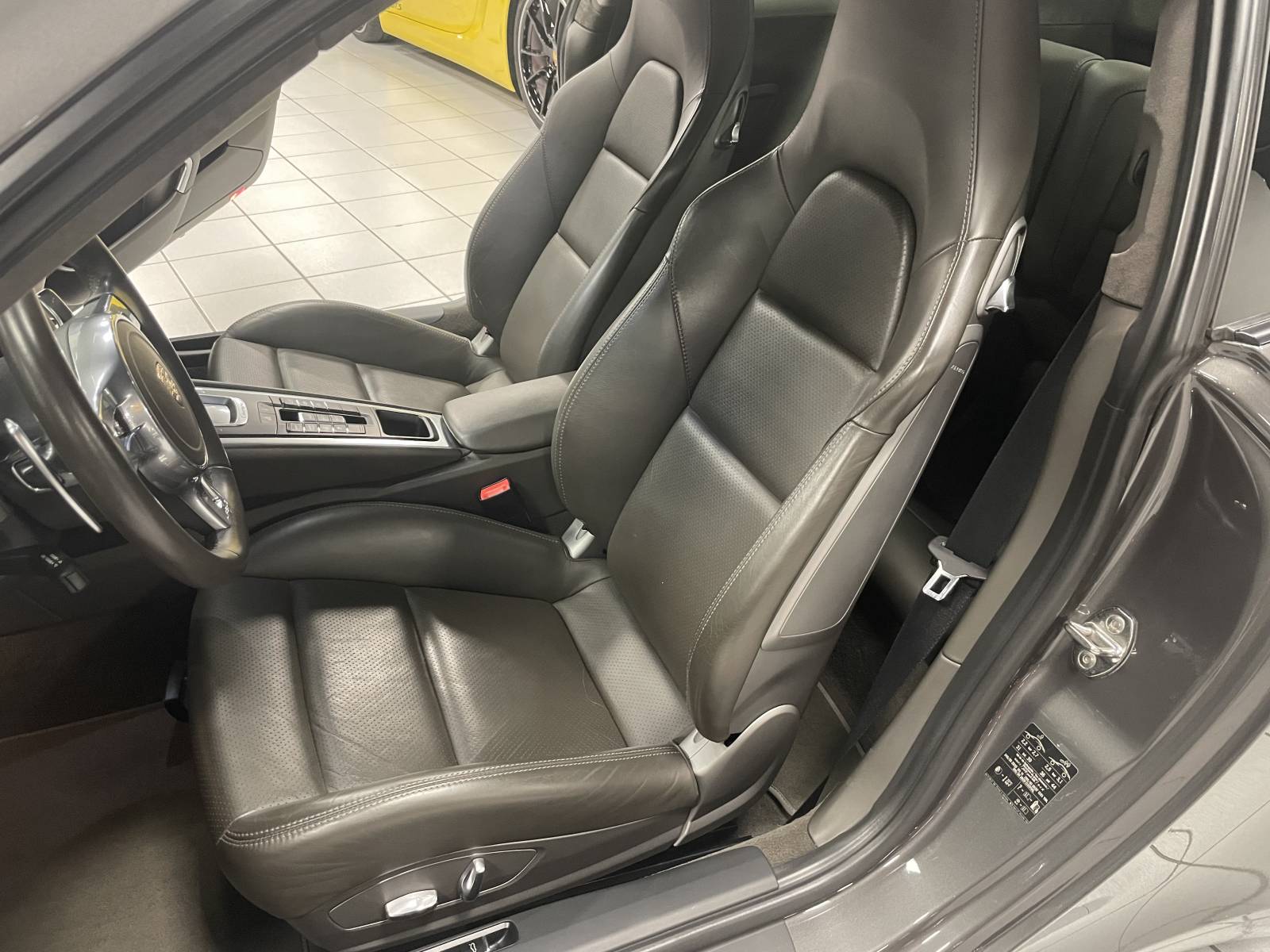 Vente de Porsche Carrera S 911 près d'Avignon dans le Vaucluse