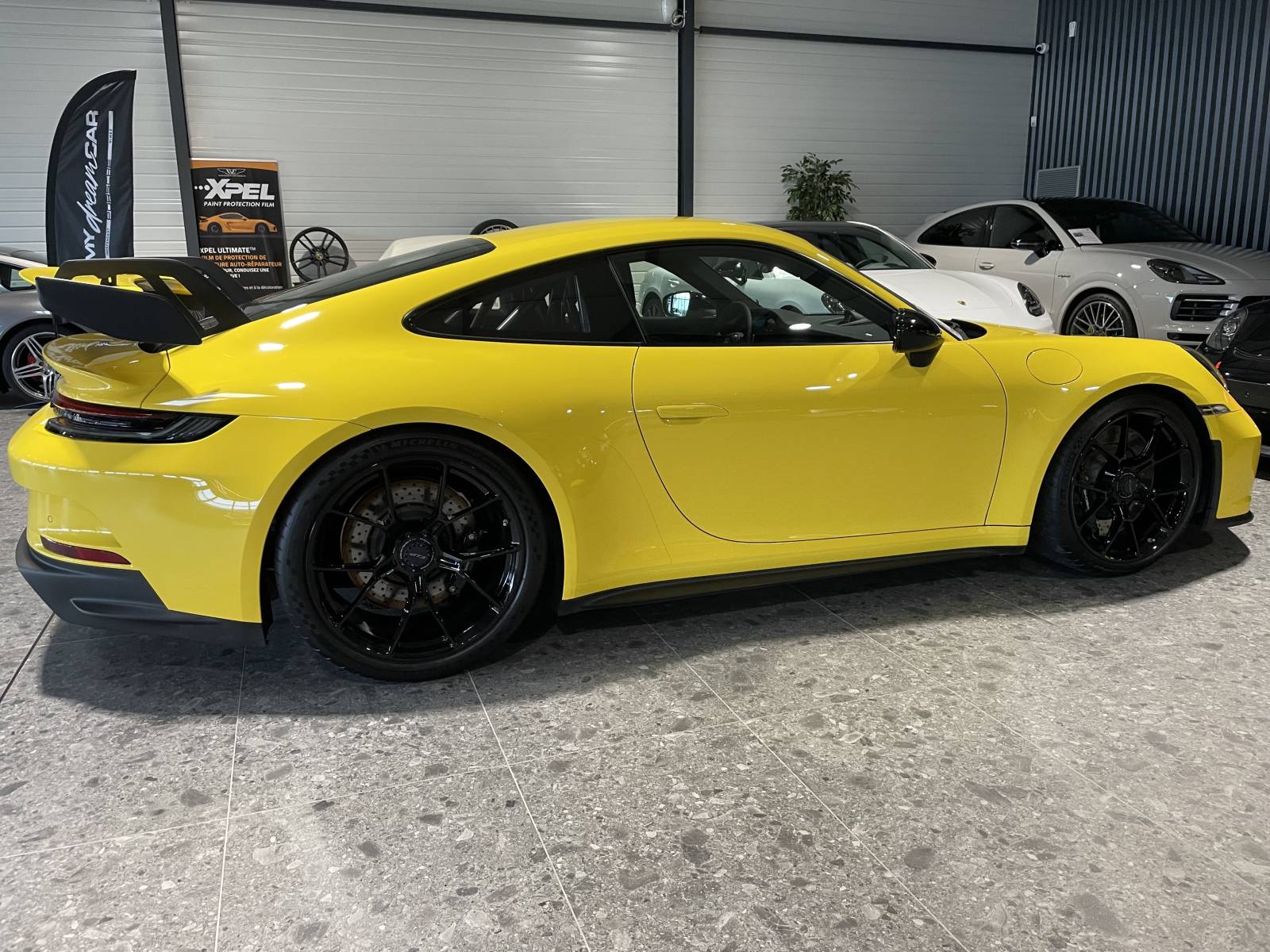 L'élégance allemande : Porsche 992 GT3 d'occasion à la vente à Nîmes dans le Gard.