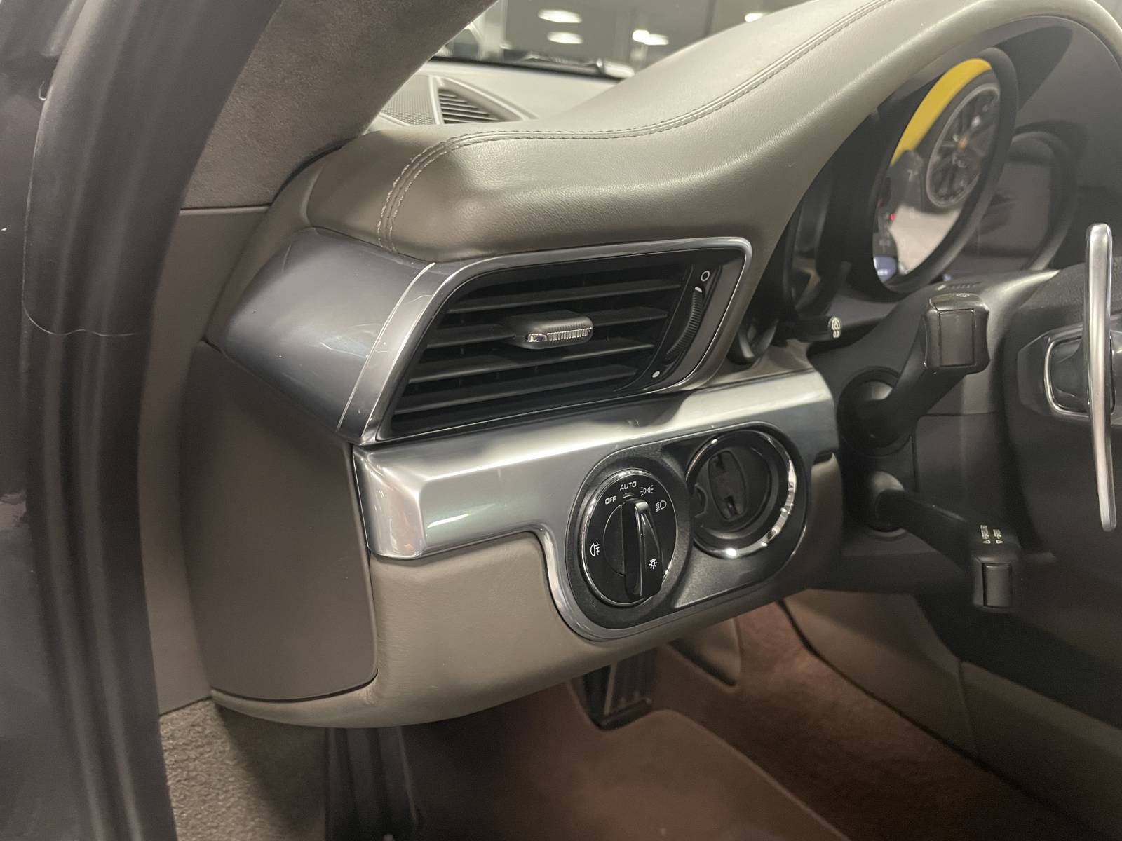 Vente de Porsche Carrera S 911 près d'Avignon dans le Vaucluse