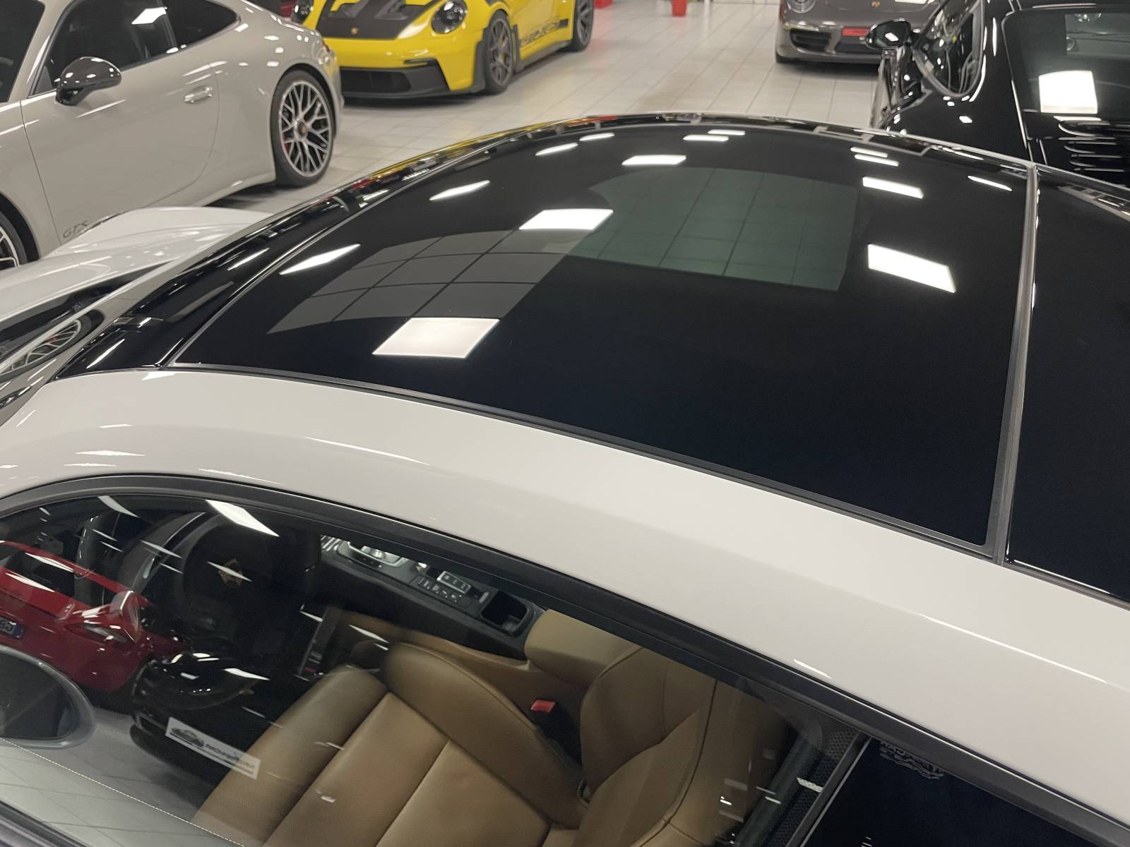 Vente Porsche Carrera 4 GTS type 991 à Nîmes dans le Gard.