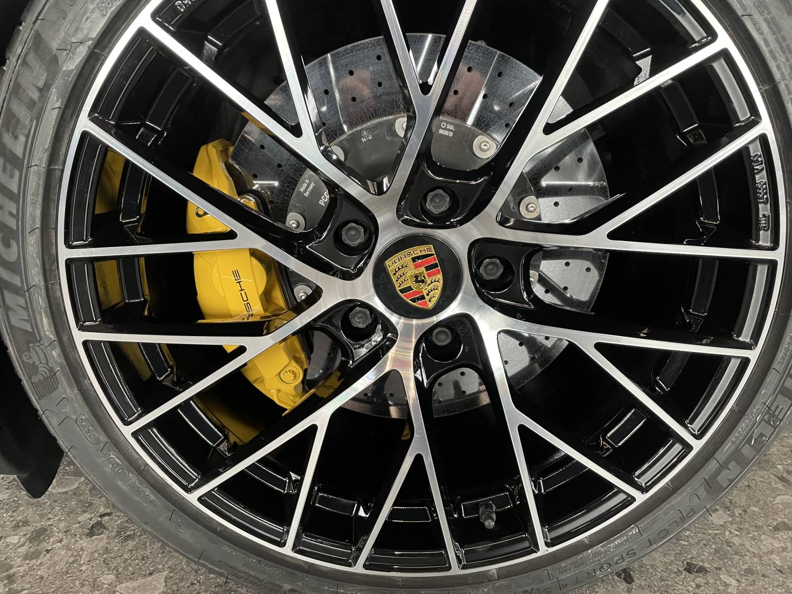 Détail des freins céramique et jantes 20