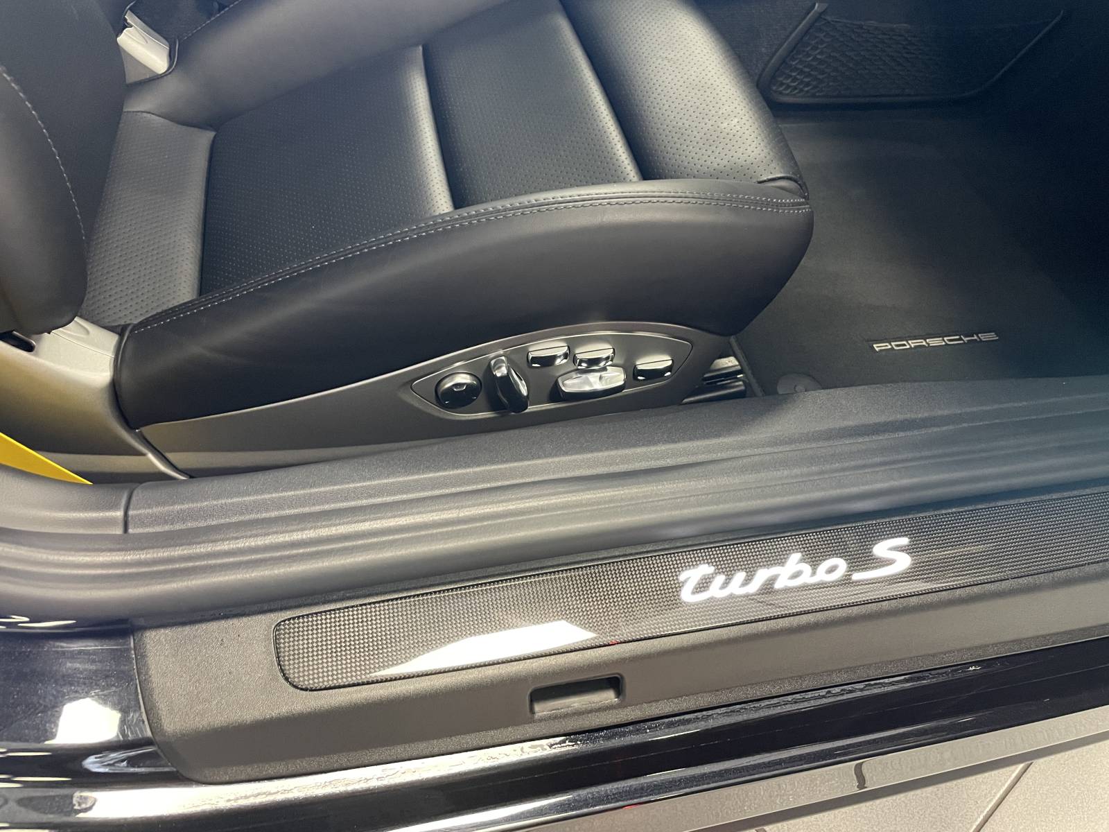 Porsche 991 Turbo S coupé d'occasion à Nîmes dans le Gard