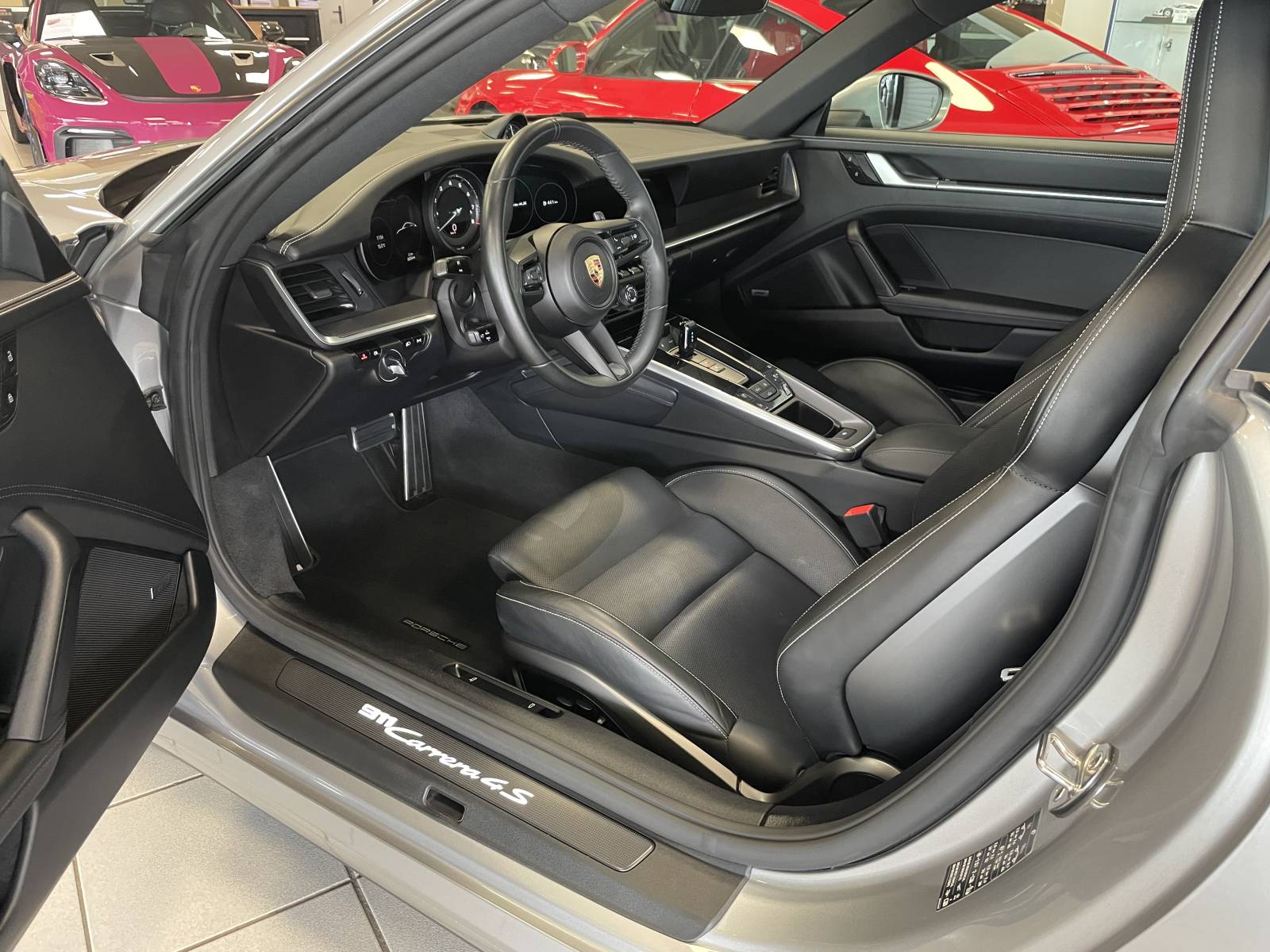 Vivez l'expérience Porsche 992 Carrera 4S - Nîmes, Gard