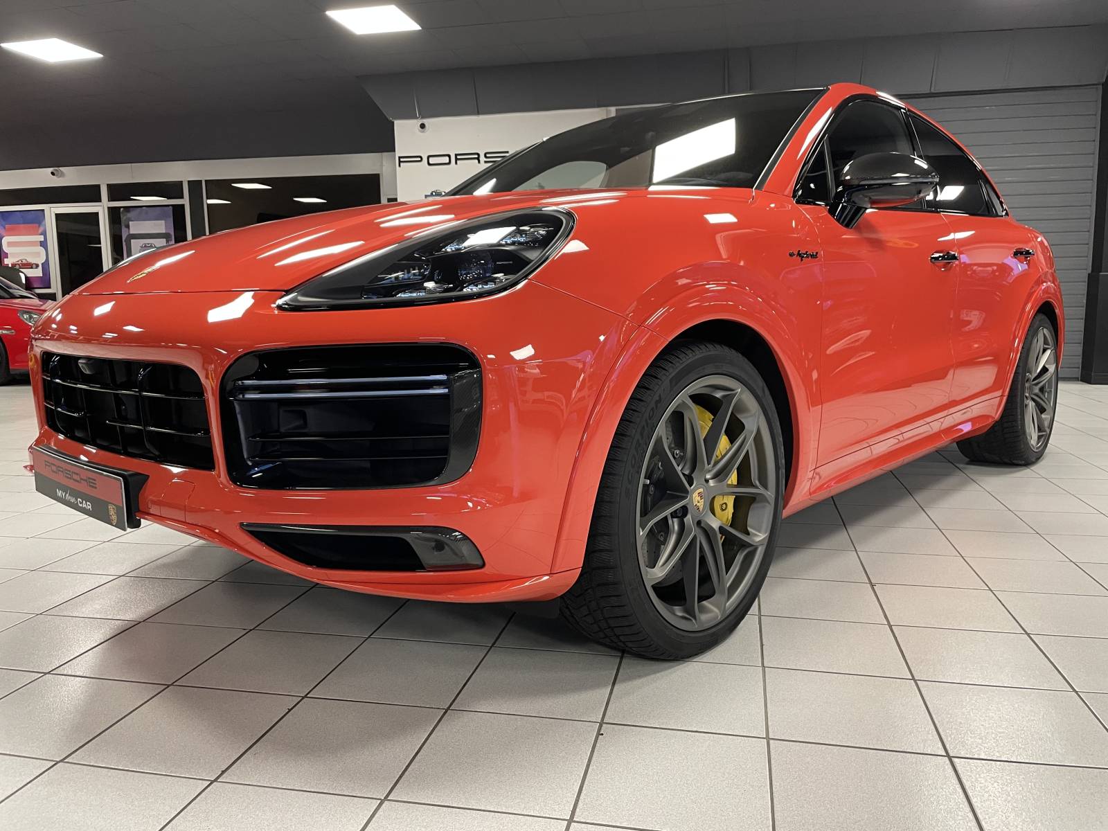 Vente Porsche Cayenne hybrid turbo S près de Montpellier dans l'Hérault
