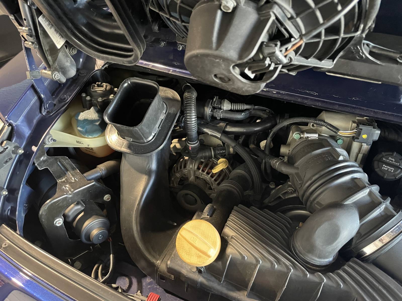 Moteur : Bloc moteur 3.6L fiable et performant, révisé par spécialiste Porsche Nîmes.