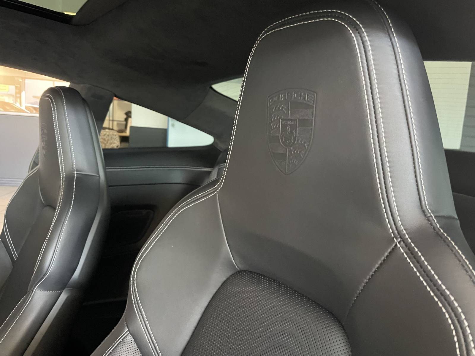 Nîmes : Offrez-vous une Porsche 992 Carrera S