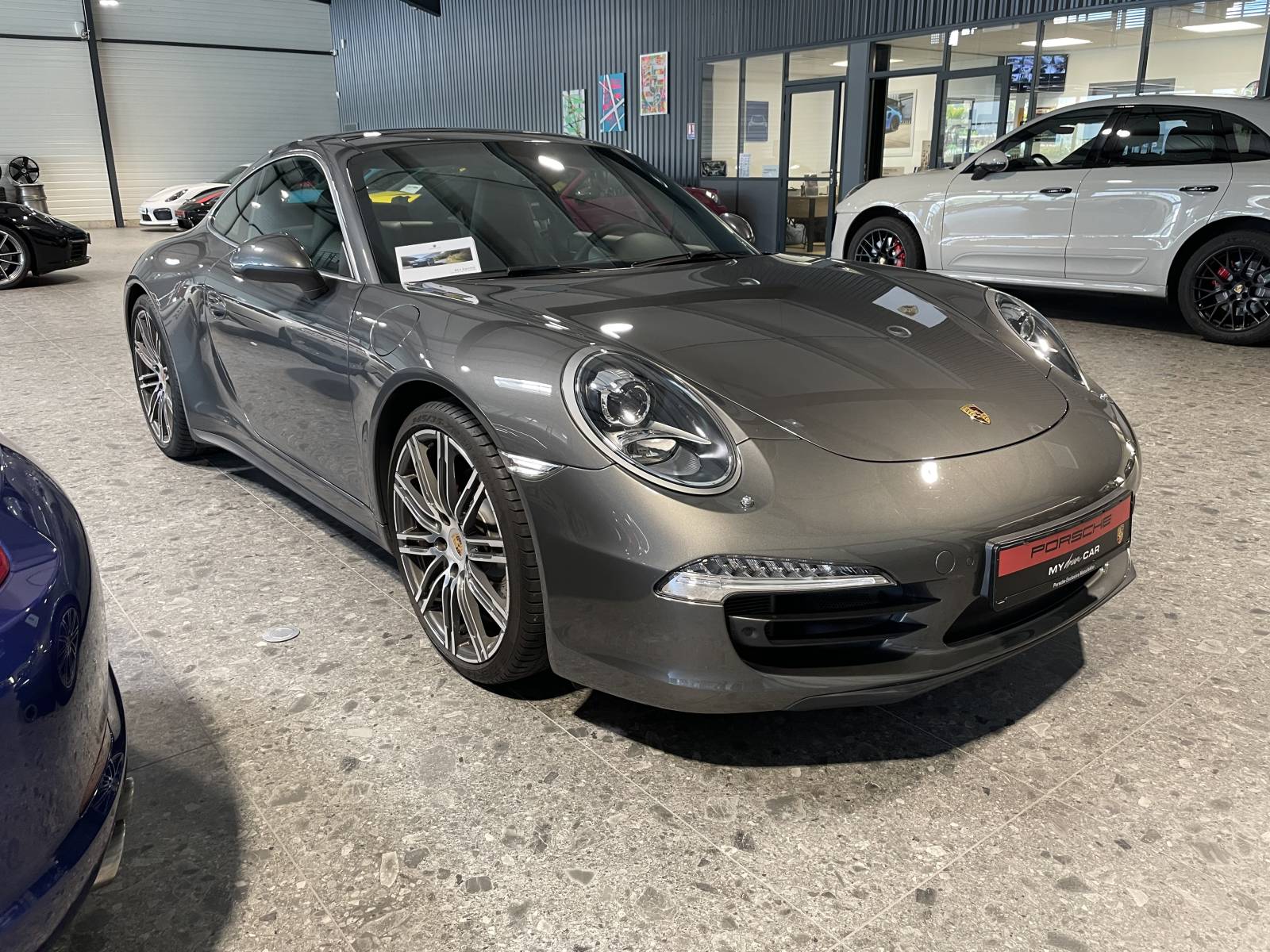 Vue de face : Porsche 991 Carrera 4S à vendre chez MY DREAM CAR Nîmes.