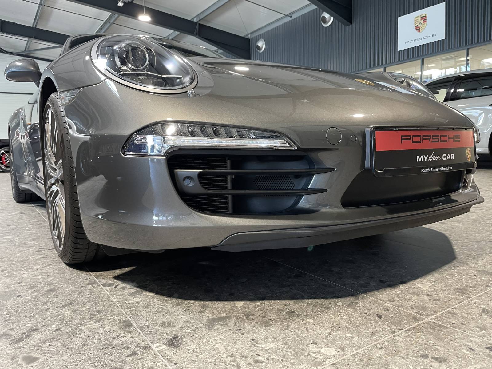 Vue de face : Porsche 991 Carrera 4S à vendre chez MY DREAM CAR Nîmes.