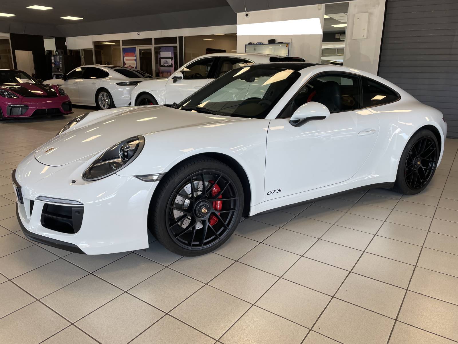 Porsche 991 Carrera 4 GTS d'occasion à Nîmes dans le Gard