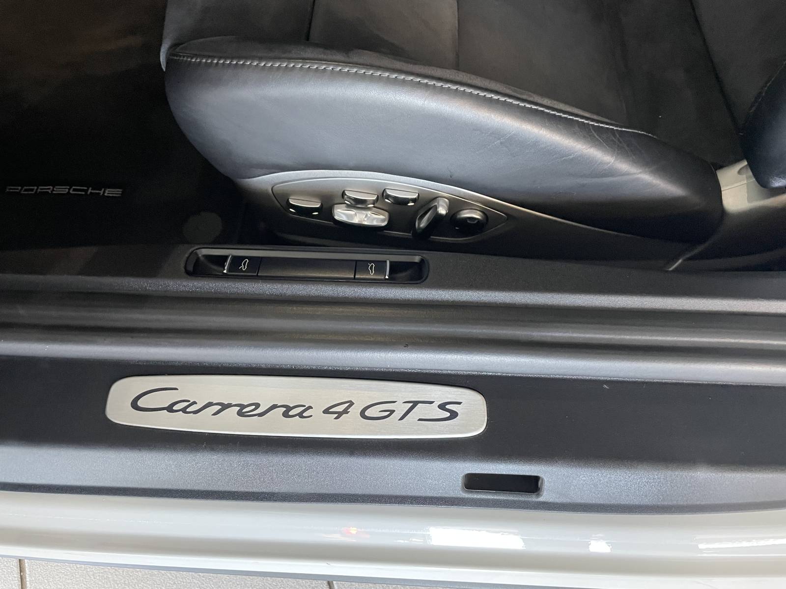 Porsche 991 Carrera 4 GTS d'occasion à Nîmes dans le Gard