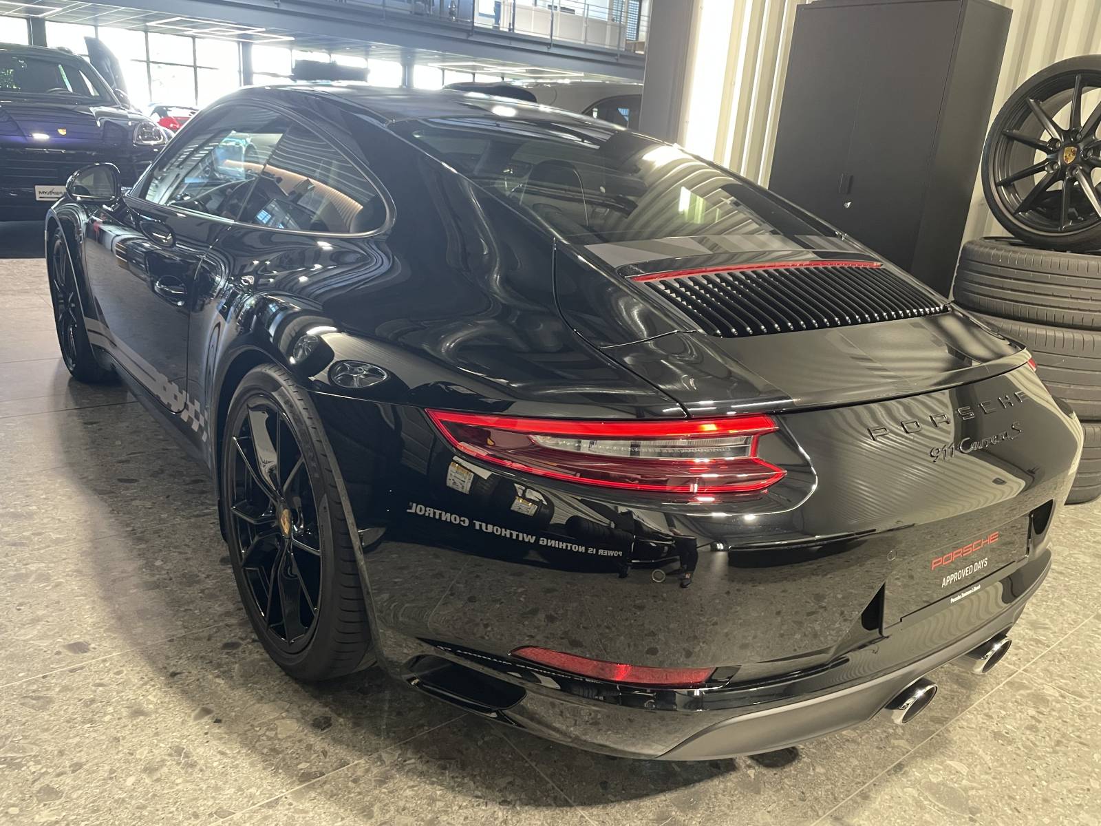 État concours pour cette Porsche 911 à Nîmes chez MY DREAM CAR.