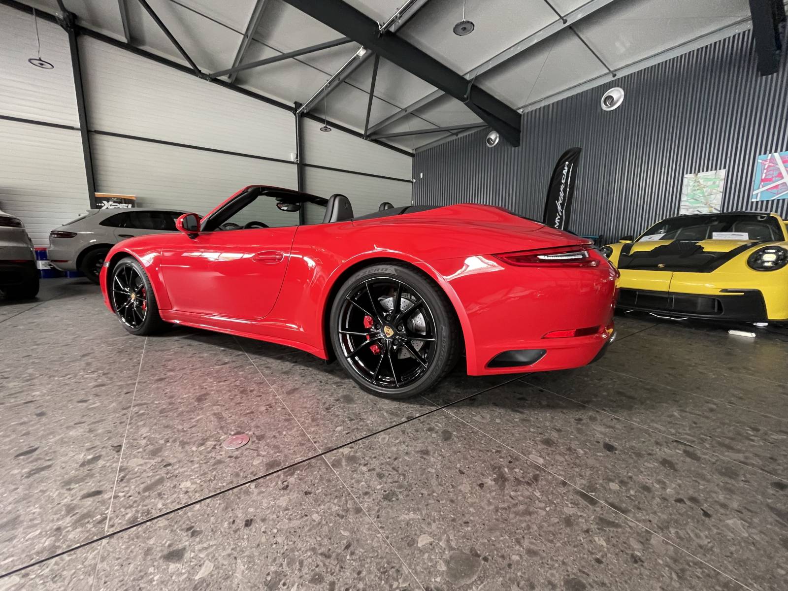 Profil parfait pour cette Porsche 911 991 de 420 ch, une exclusivité MY DREAM CAR pour les passionnés de Montpellier dans l'Hérault.