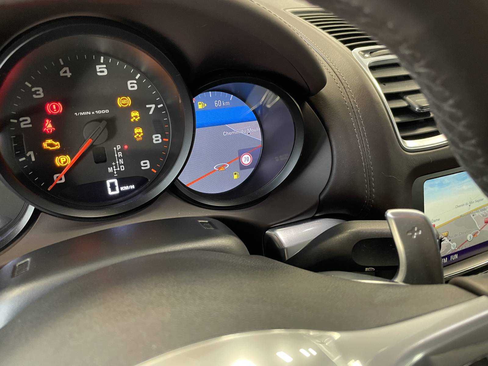 Elégante et sportive : La Porsche Boxster 981 - Un cabriolet d'exception