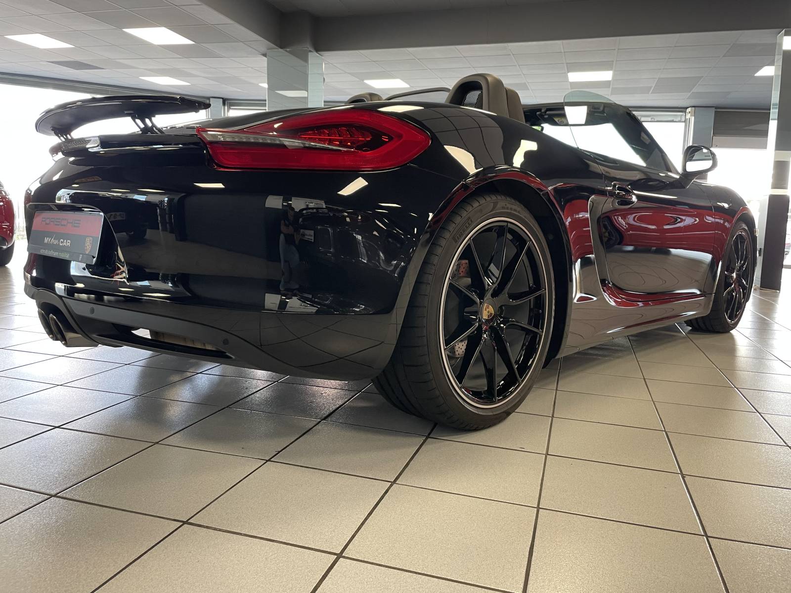 Offrez-vous le plaisir de conduire une Porsche Boxster 981 - Nîmes