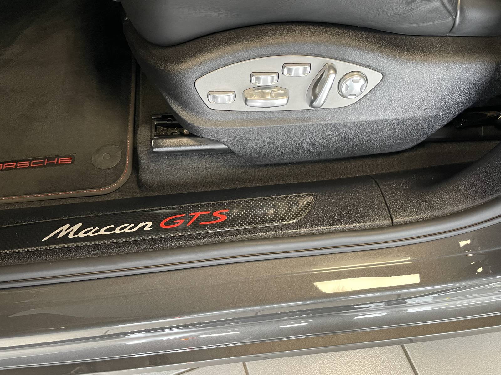  Un concentré de technologie au service de votre plaisir de conduire : Le Macan.