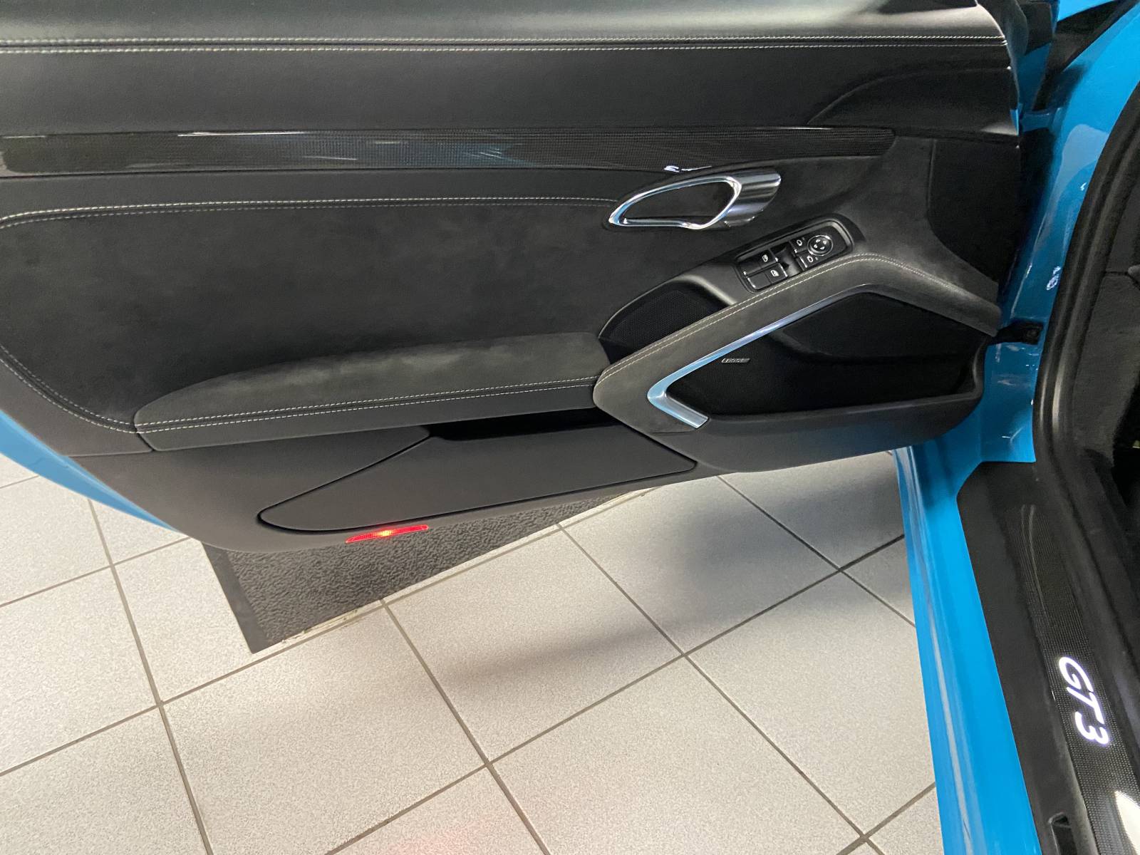 PORSCHE 911 GT3 991.2