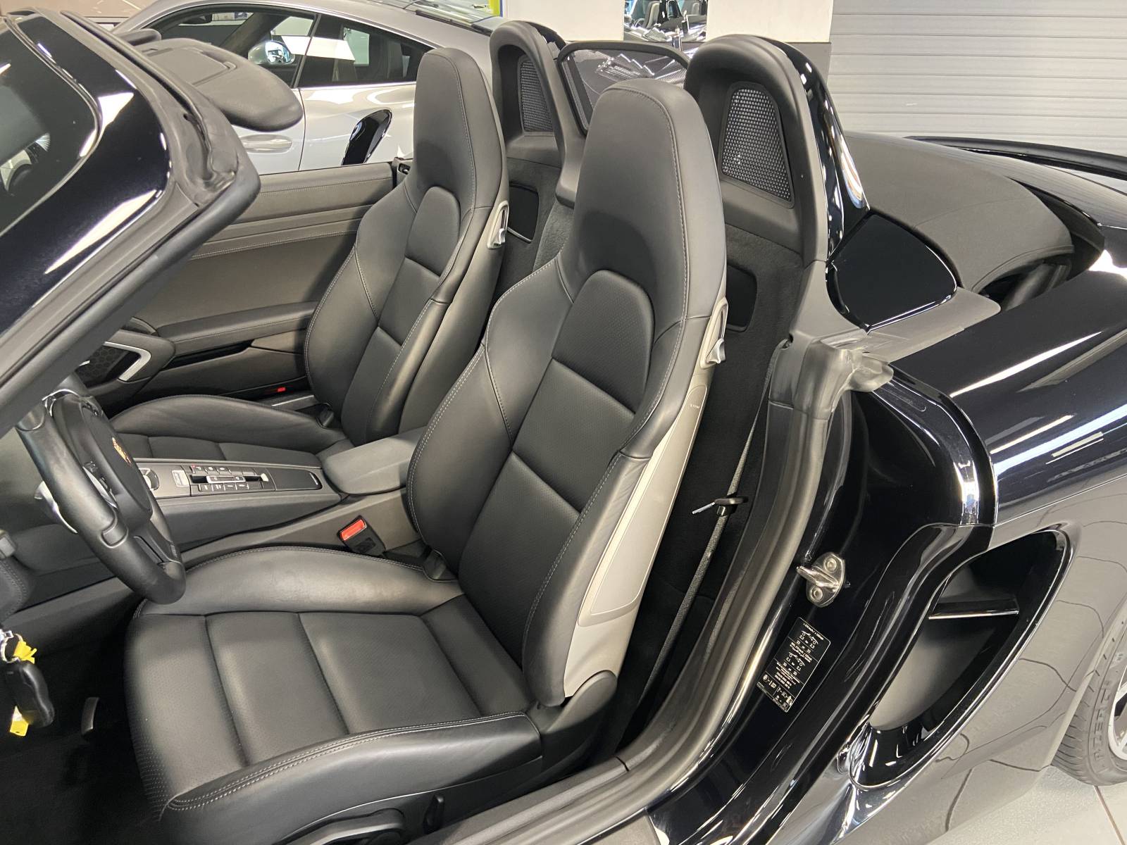 Porsche 981 Boxster d'occasion à la vente à Nîmes dans le Gard