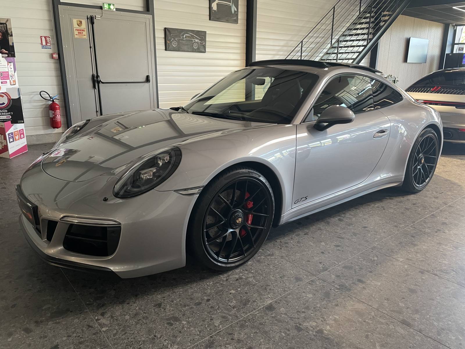 Occasion unique: Porsche 991 Carrera 4 GTS dans le Gard.