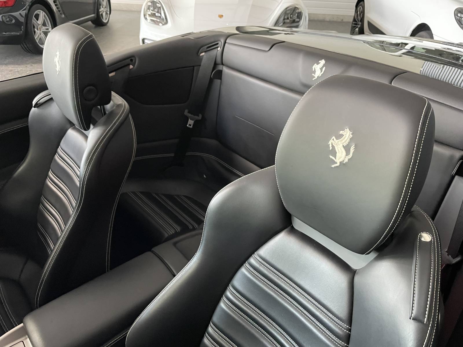 Ferrari California : Comme neuve, à vendre dans le Gard