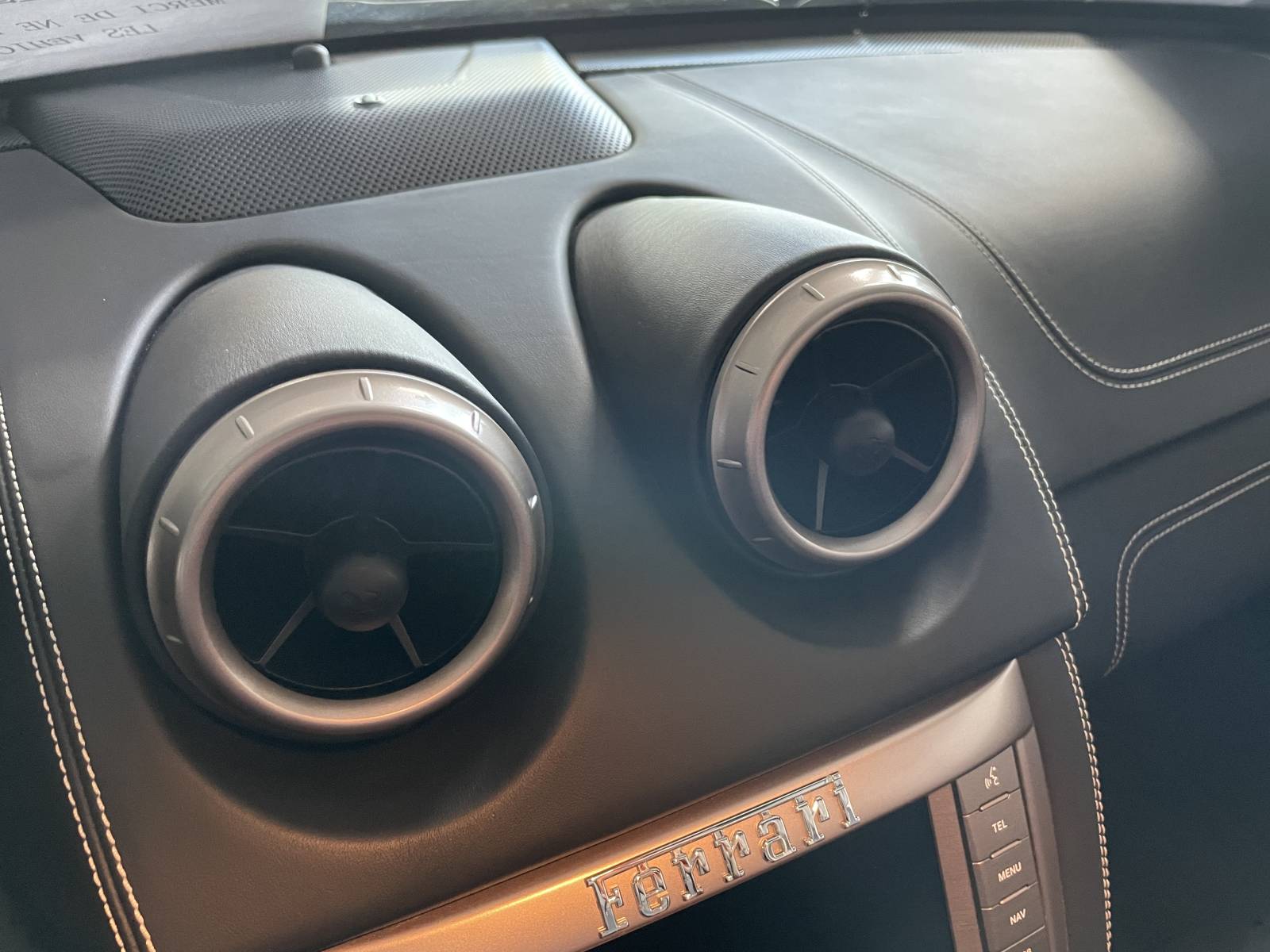 Ferrari California : Le cadeau idéal pour les passionnés