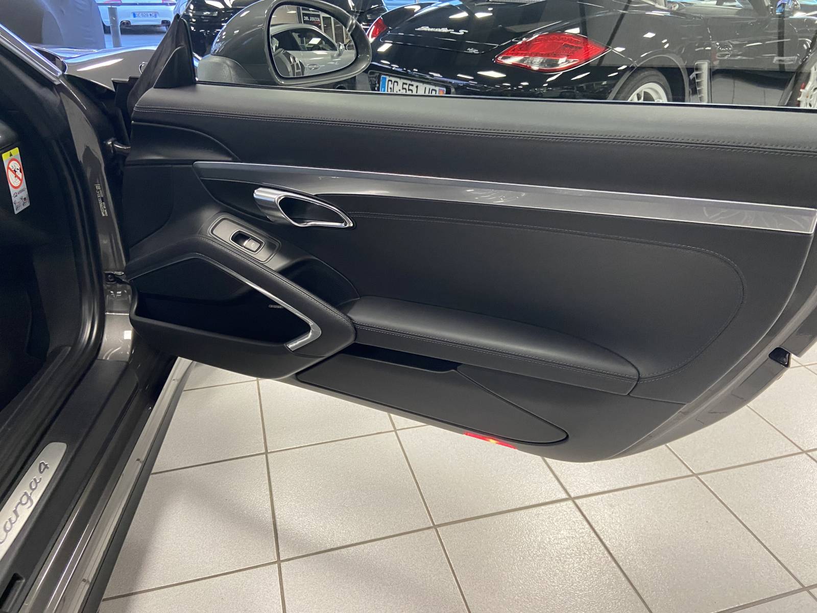 Acheter Porsche 991 Targa 4 à Nîmes dans le Gard.