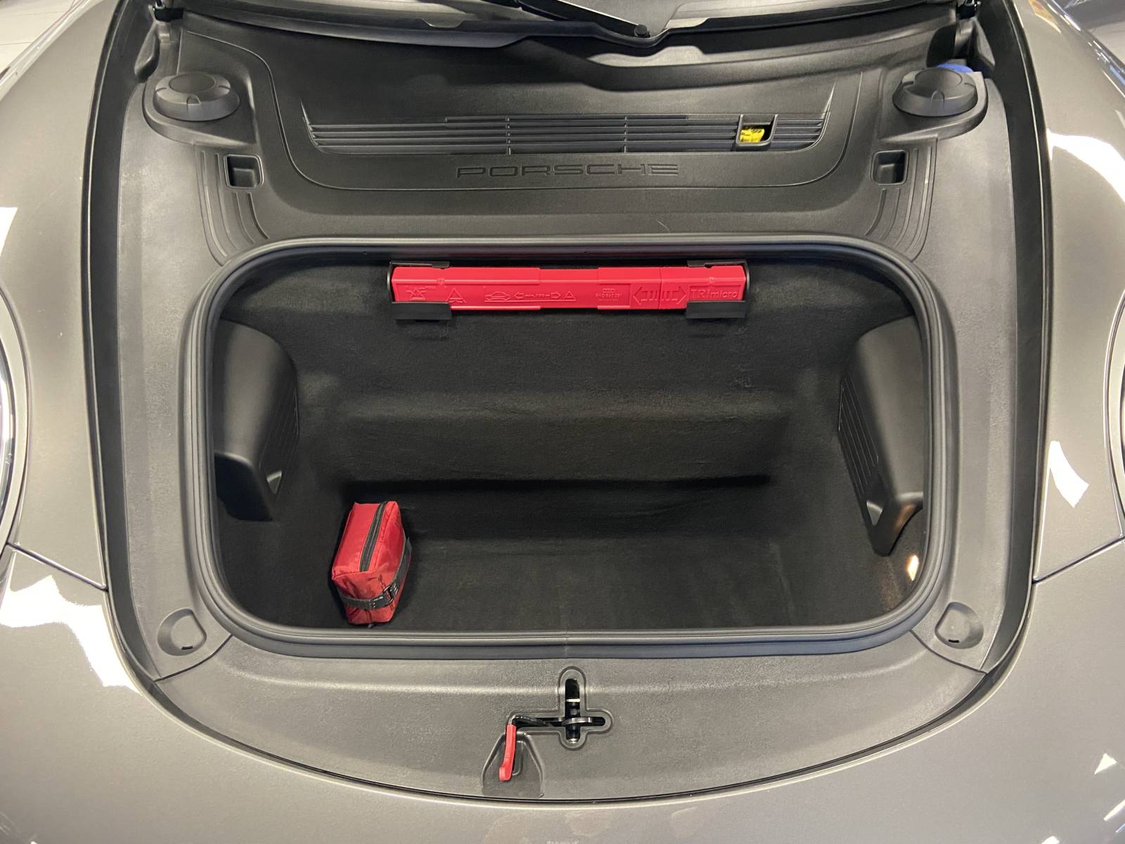 Votre Porsche Targa 4 PDK 991 d'occasion vous attend à Nîmes