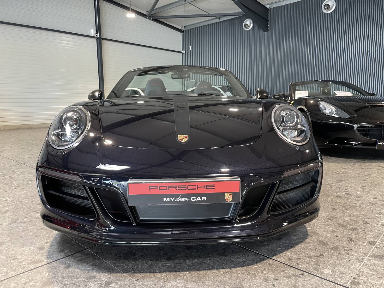 991 Carrera GTS Cabriolet : La sportivité à l'état pur, à vendre dans le Vaucluse.