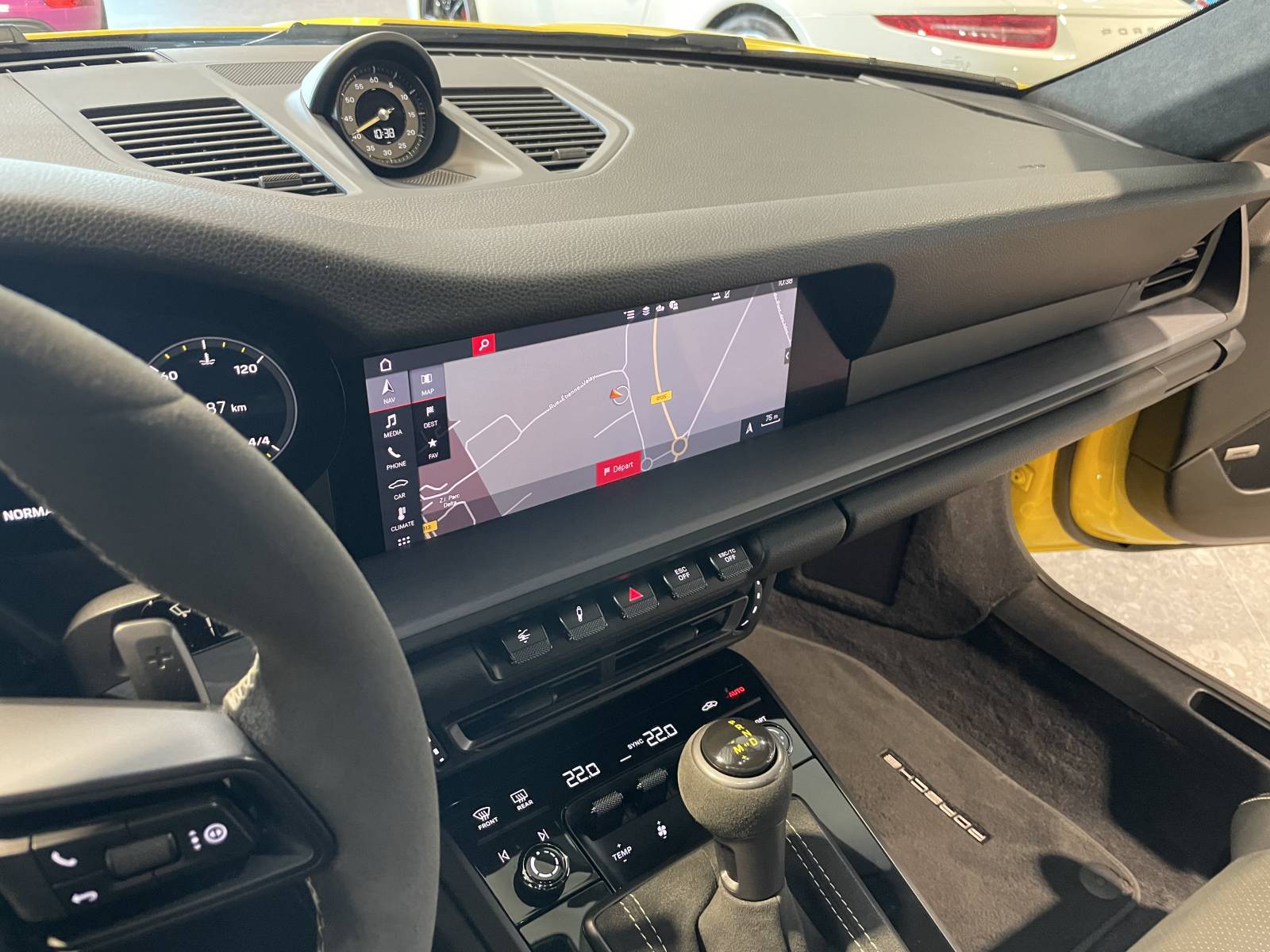 Voiture de sport Nîmes