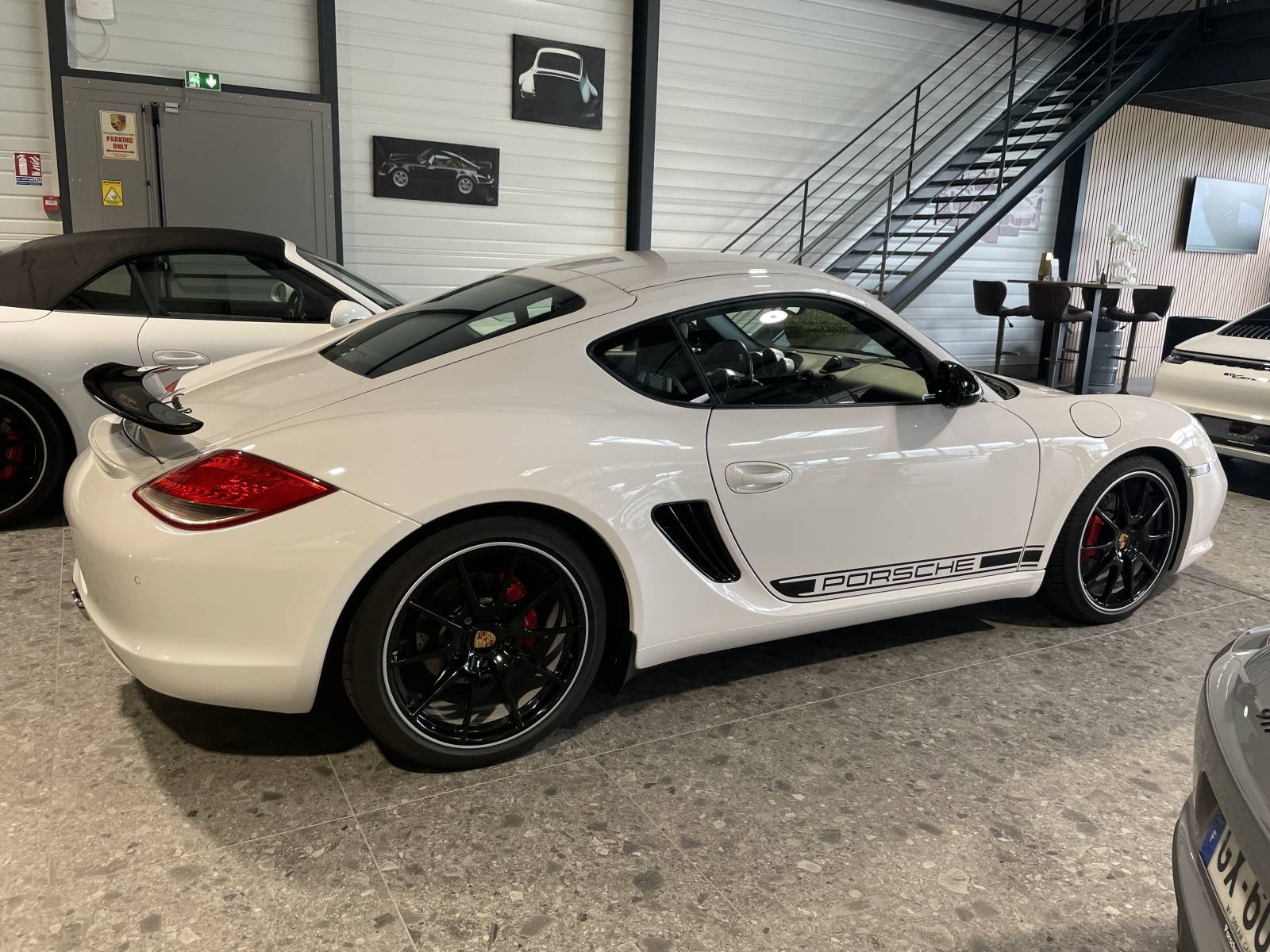 Cayman R 987 : Le plaisir de conduire, au cœur du Sud de la France