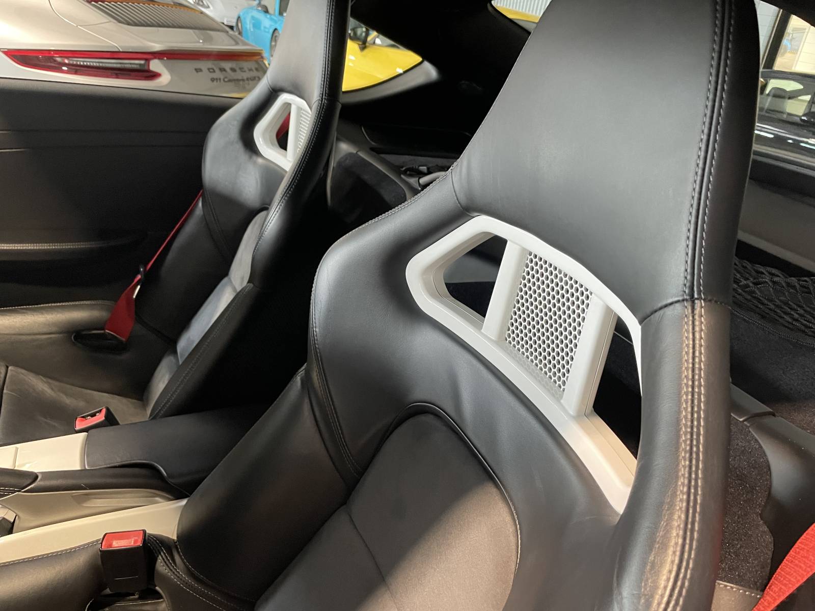 Cayman R 987 d'occasion : Un investissement sûr, à découvrir à Nîmes