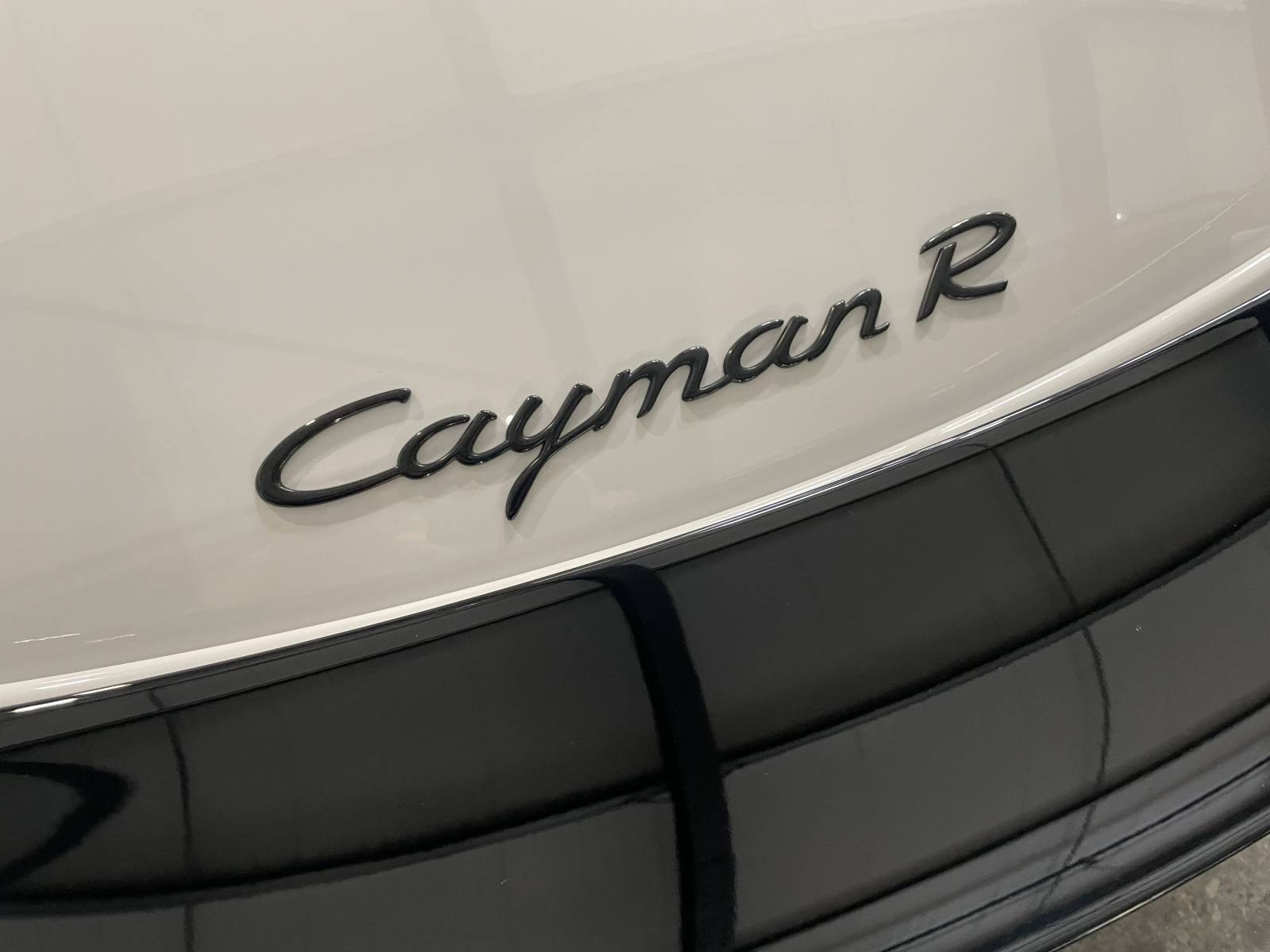 Véhicules Porsche vérifiés, disponibles dans notre showroom à Nîmes, Gard (30).