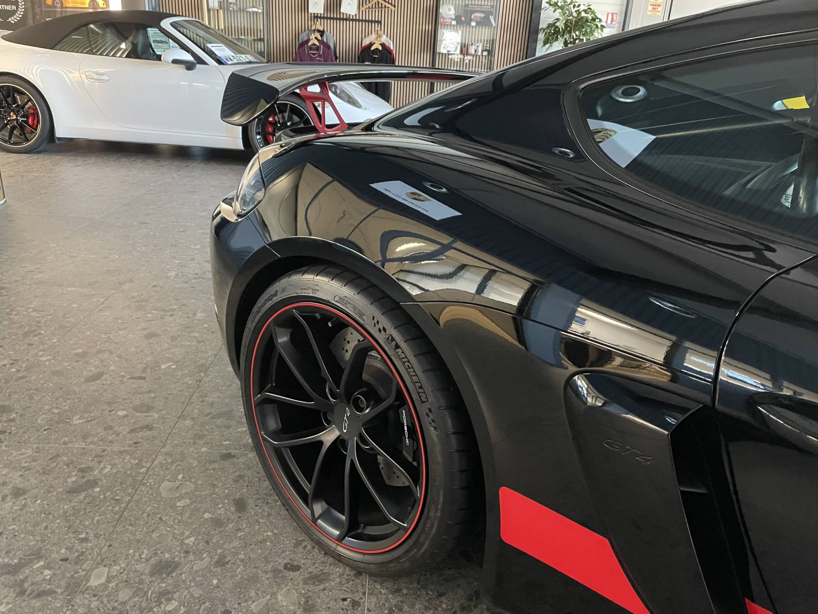 À vendre dans le Gard : Porsche 718 Cayman GT4 420ch d’occasion